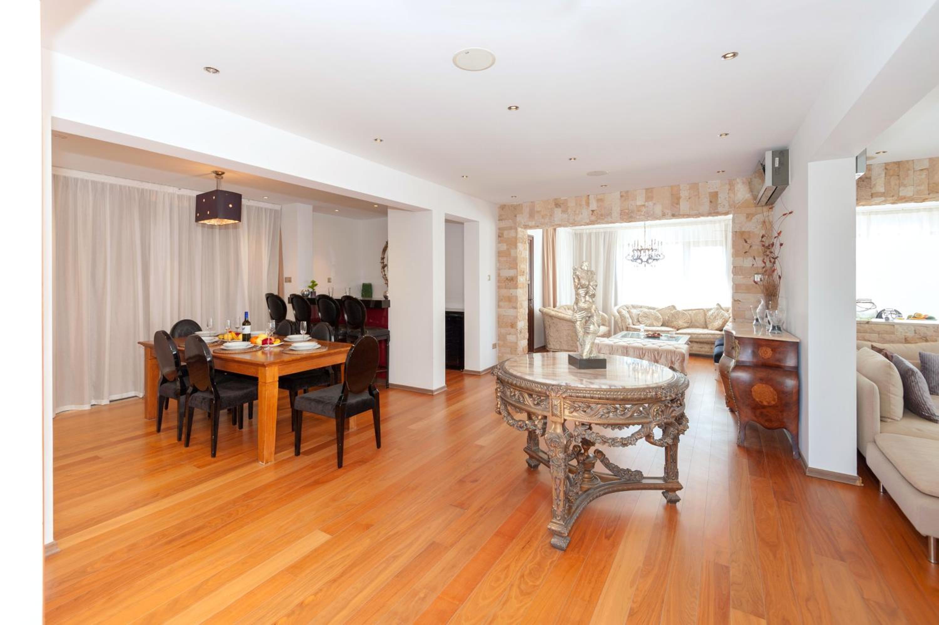 Cape Serenity Mansion