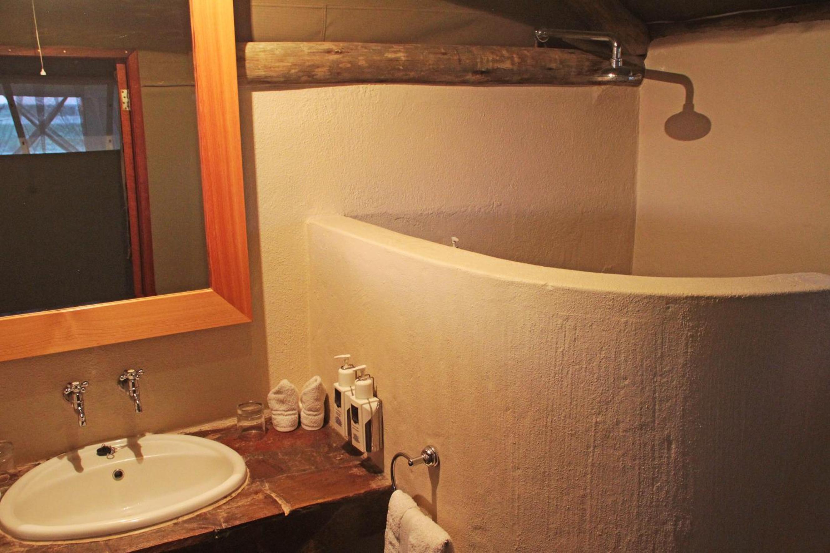 Suricate Tented Kalahari Lodge