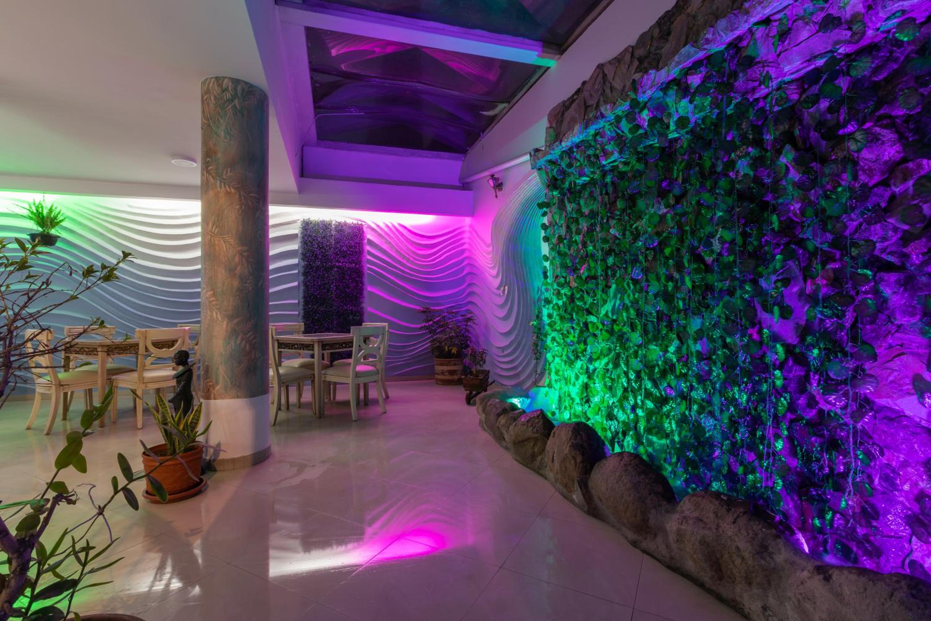 HOSTAL DEL RÍO view 4