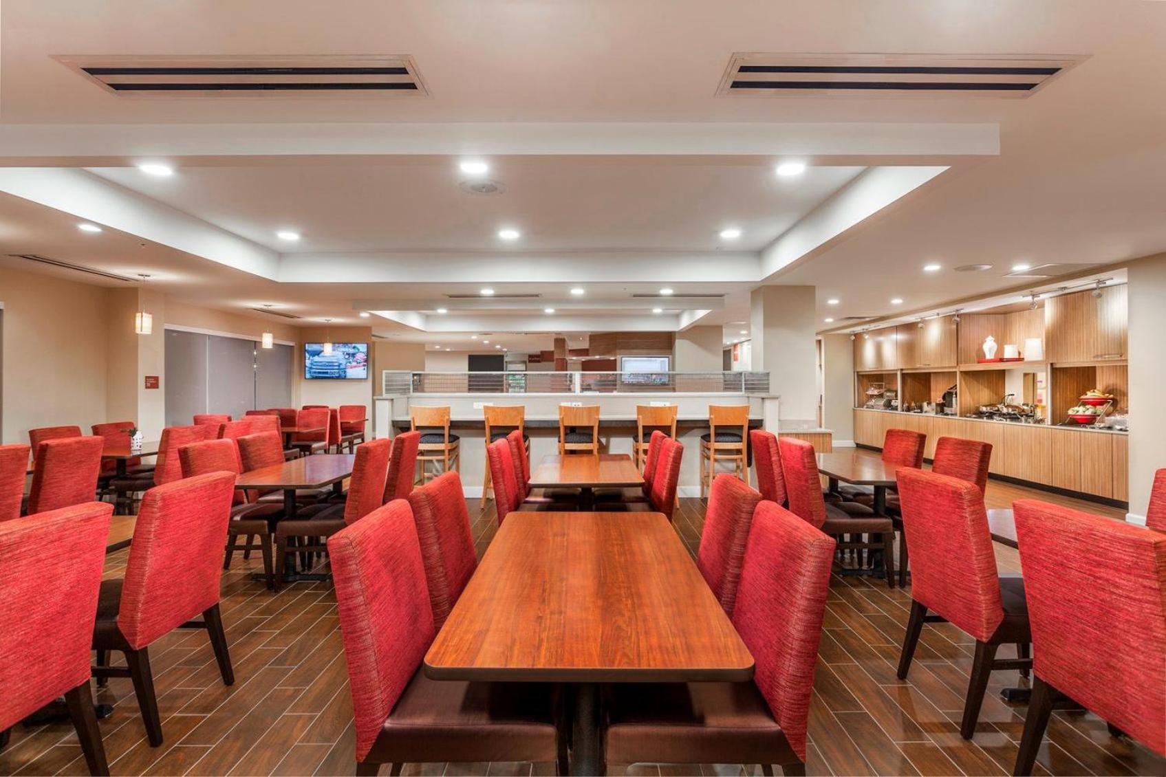 Orlando Vacations - TownePlace Suites by Marriott Orlando Altamonte Springs/Maitland - Property Image 10