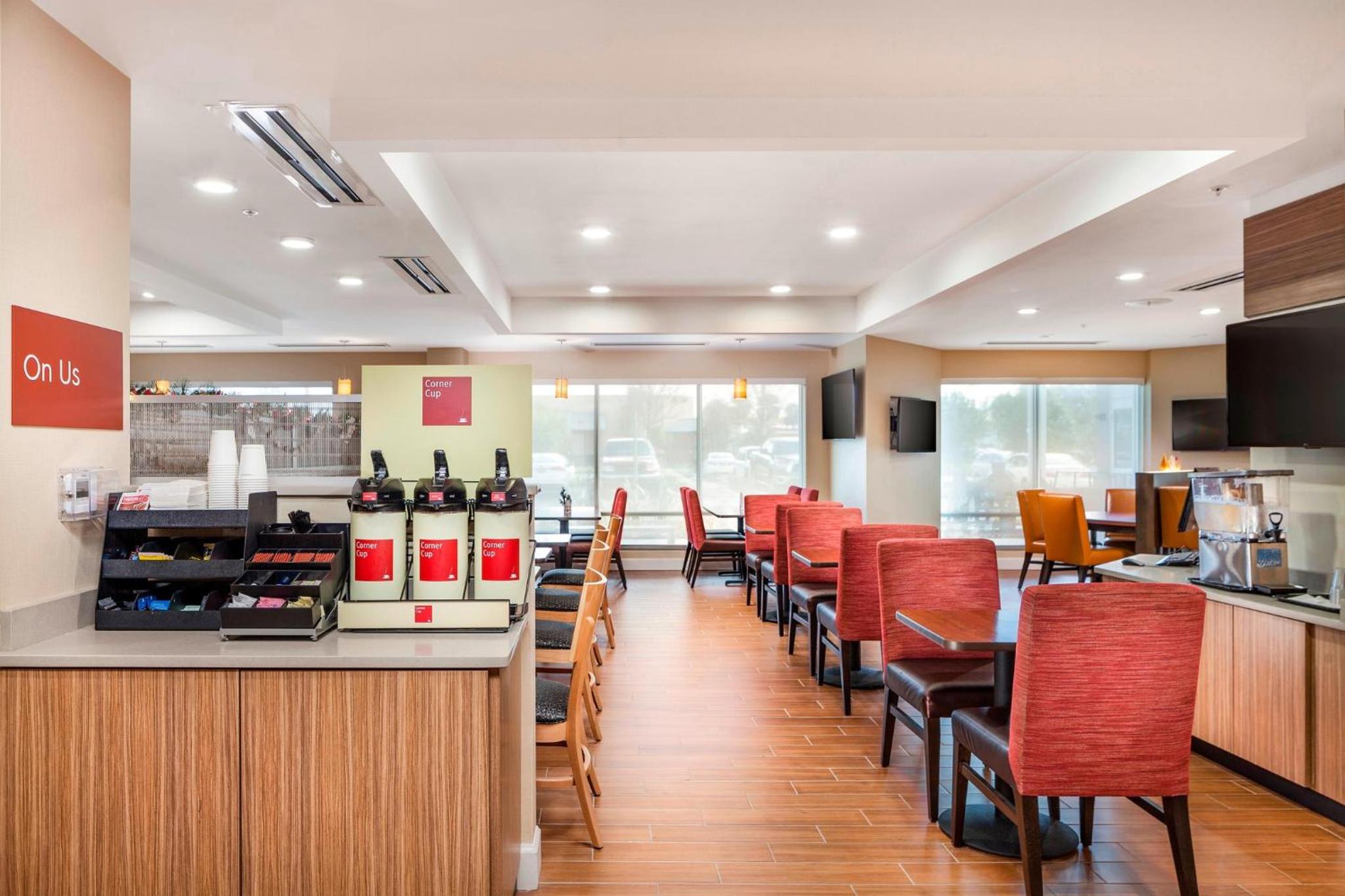 Orlando Vacations - TownePlace Suites by Marriott Orlando Altamonte Springs/Maitland - Property Image 9