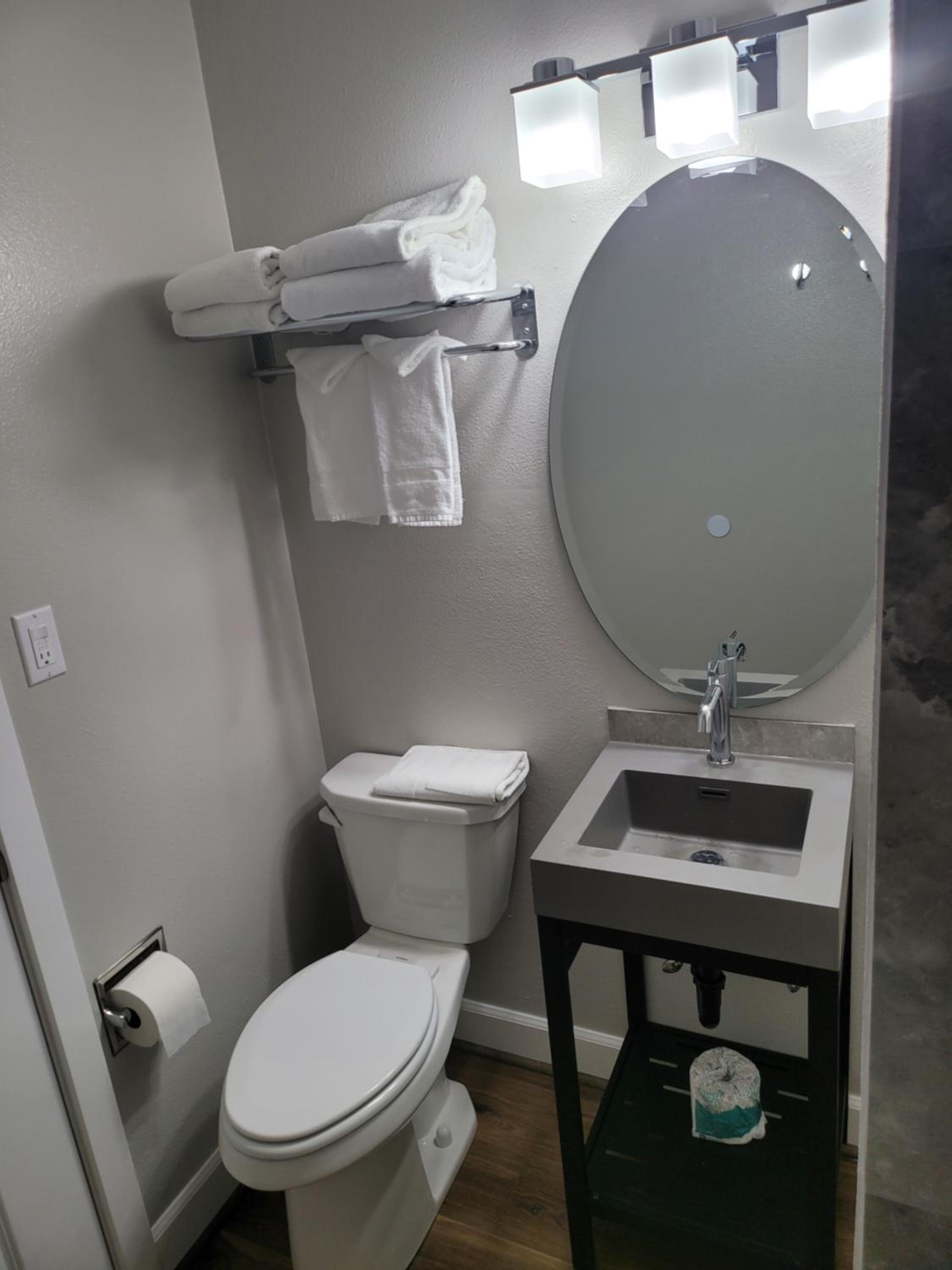 Baker City Vacations - Bridge Street Inn - Property Image 24