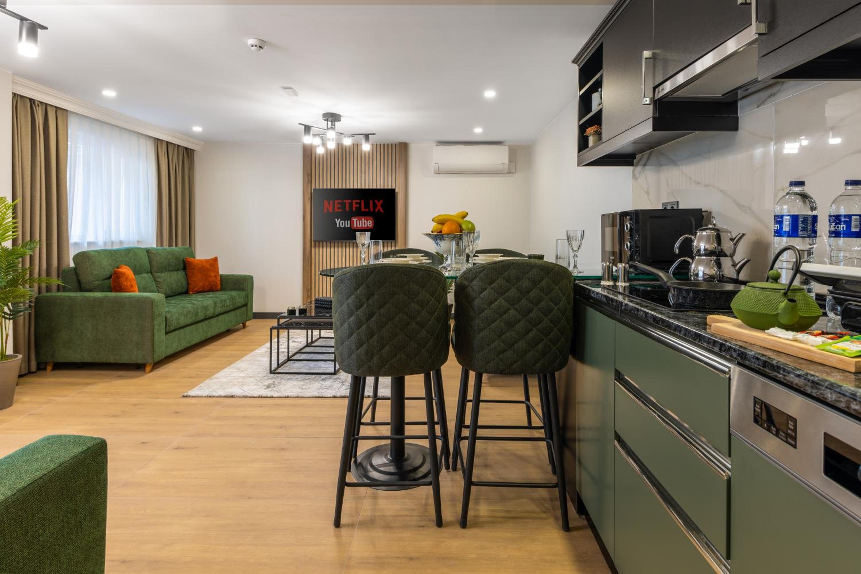 BayMari Suites Şehir Hayatı - Image 78