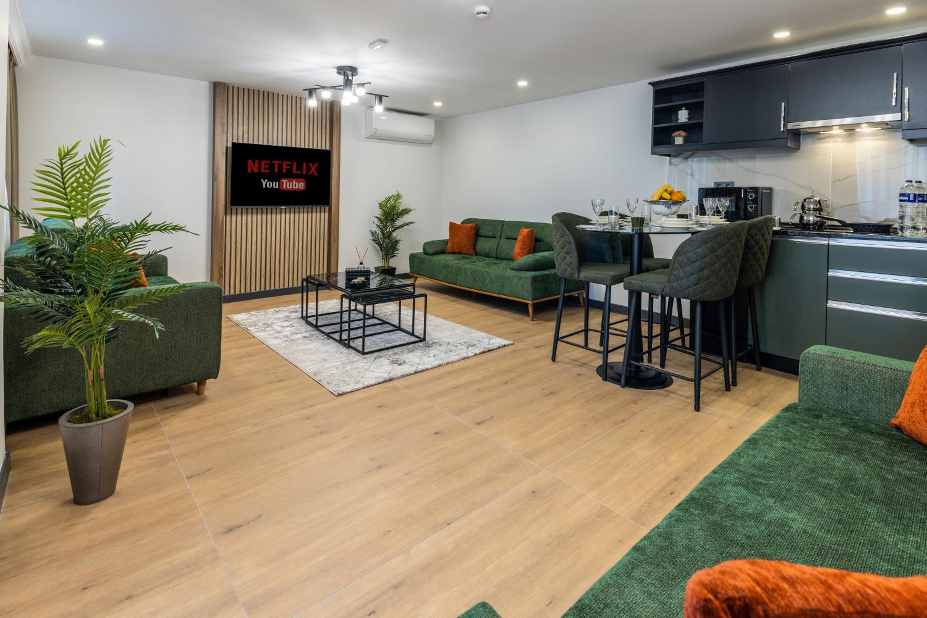 BayMari Suites Şehir Hayatı - Image 74