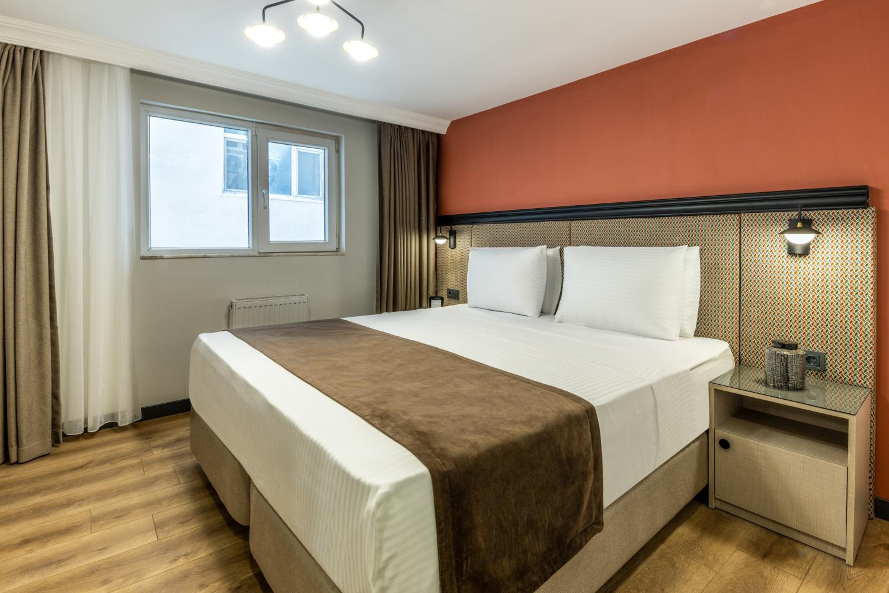 BayMari Suites Şehir Hayatı - Image 79
