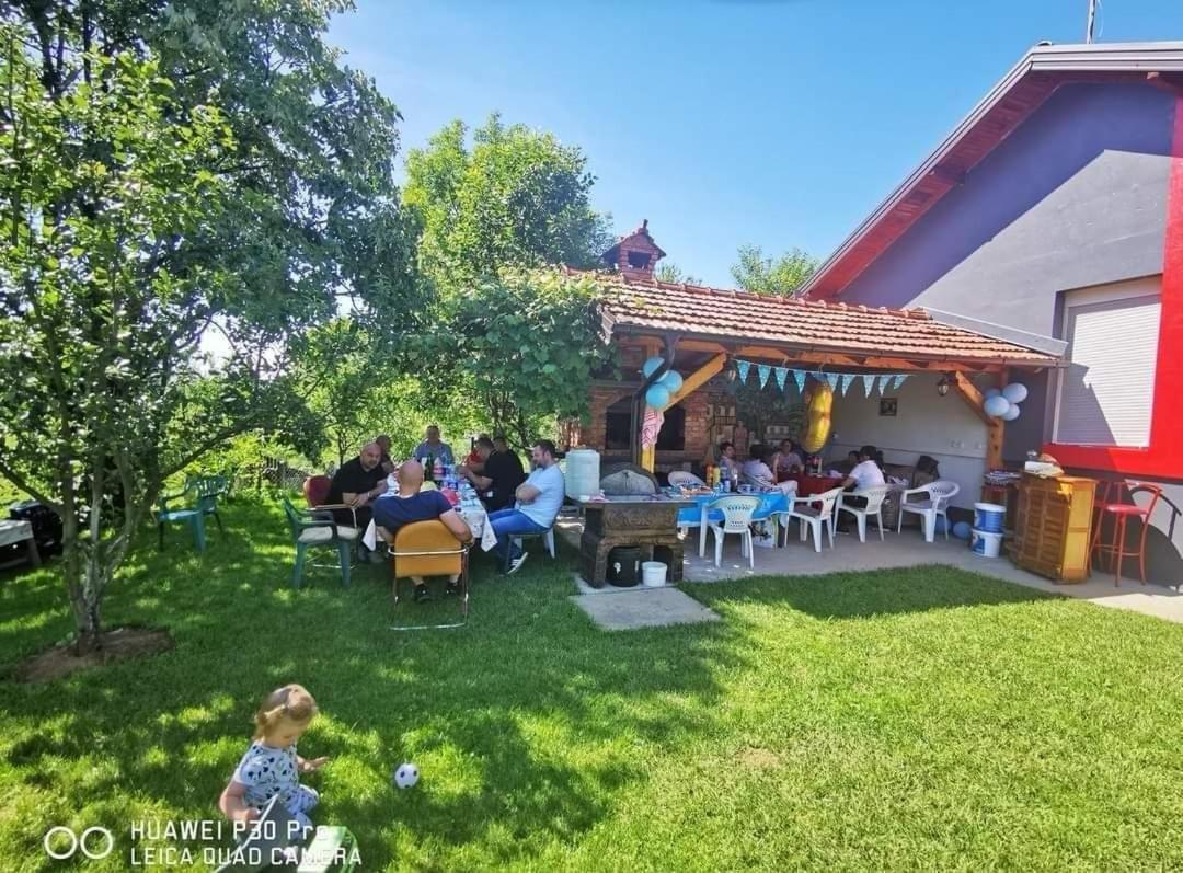Vikendica Delić Lukavac