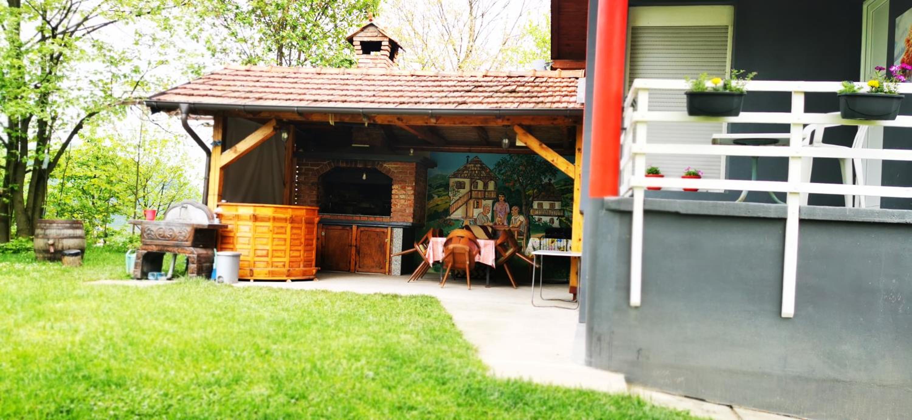Vikendica Delić Lukavac