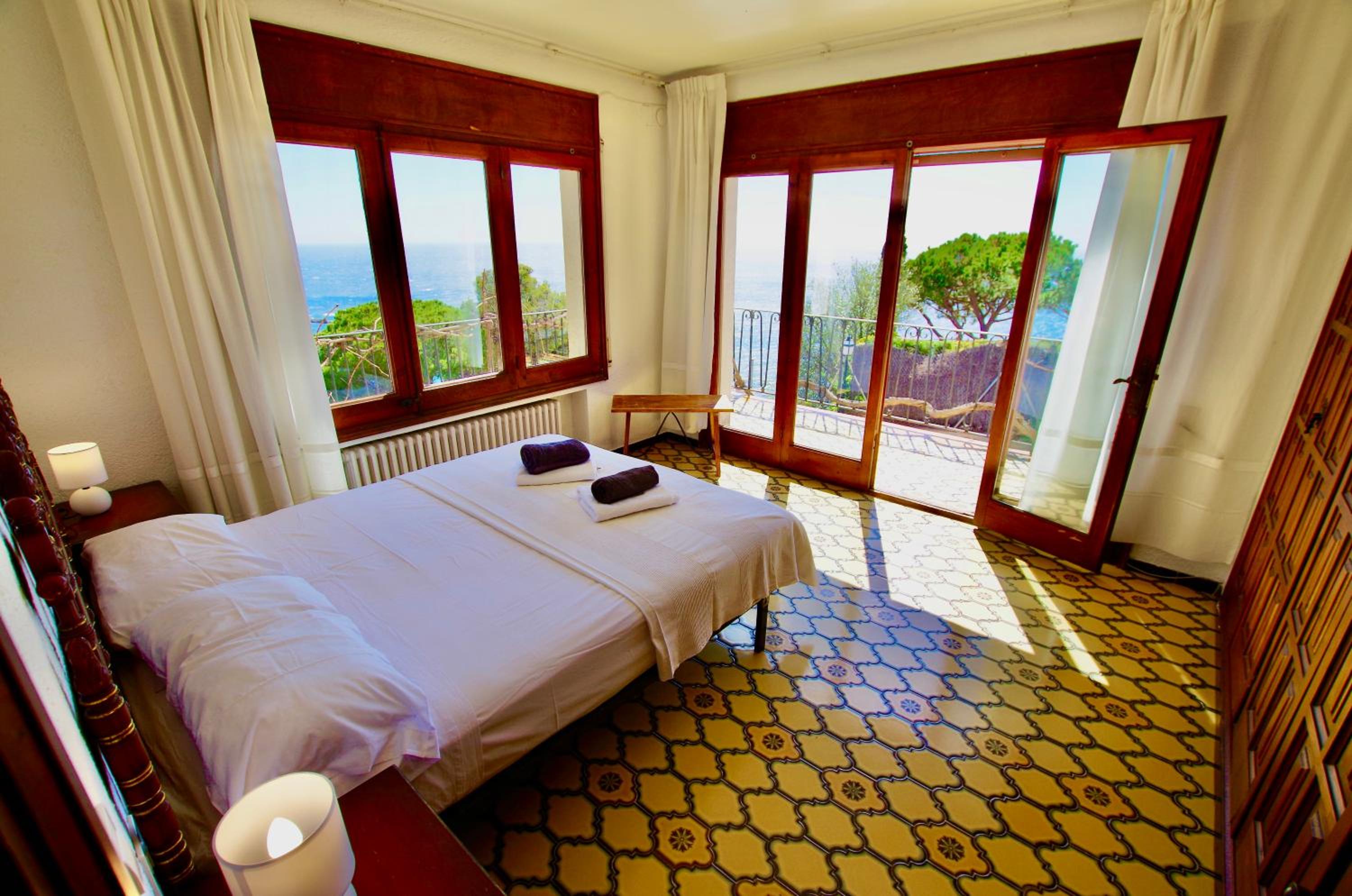 V&V LLORET- VILLA MEDITERRANIA, preciosa villa con panorámicas vistas mar en zona muy tranquila y residencial view 3