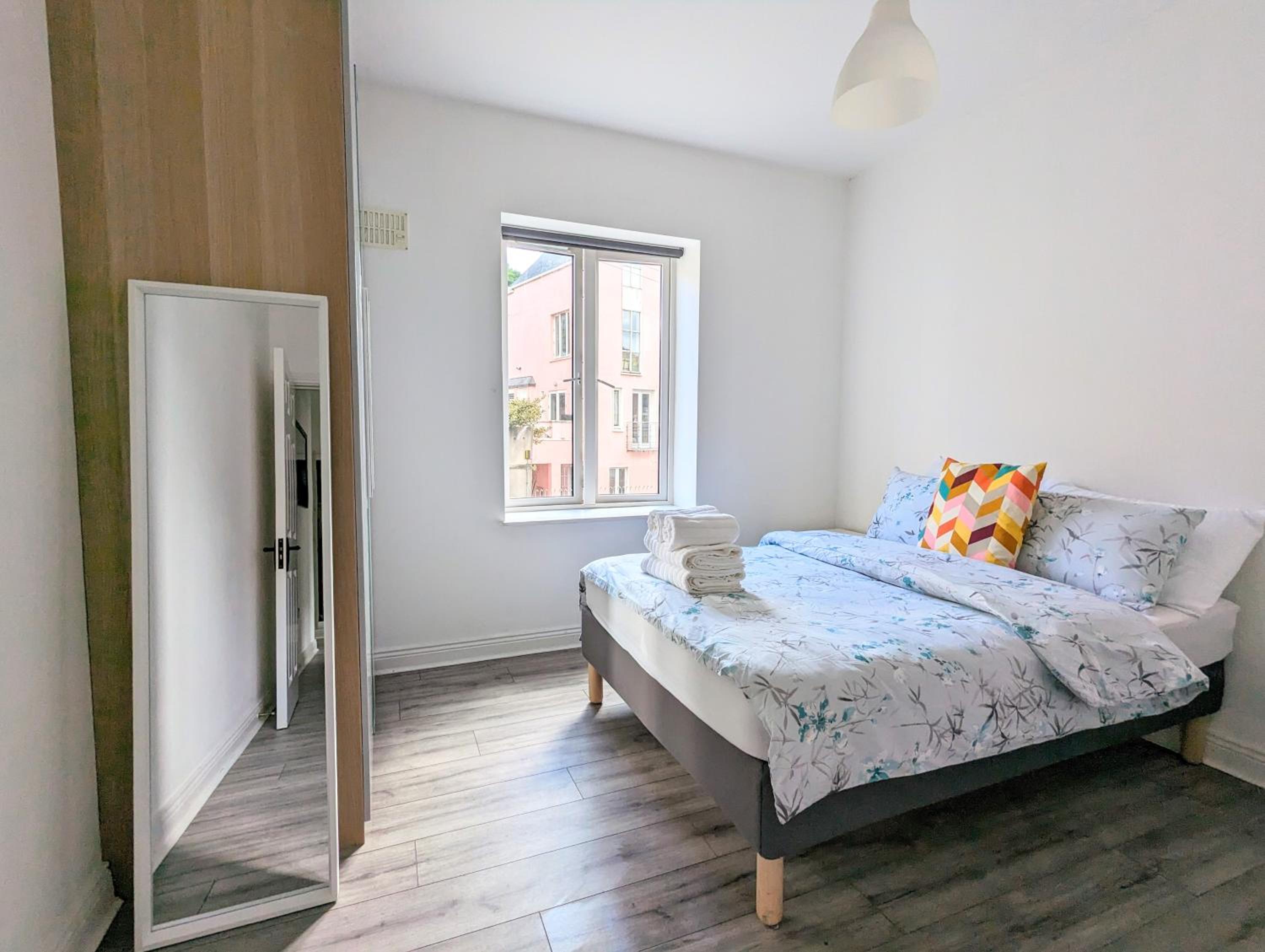 Central Dublin Apartment Near Guinness & Heuston Station