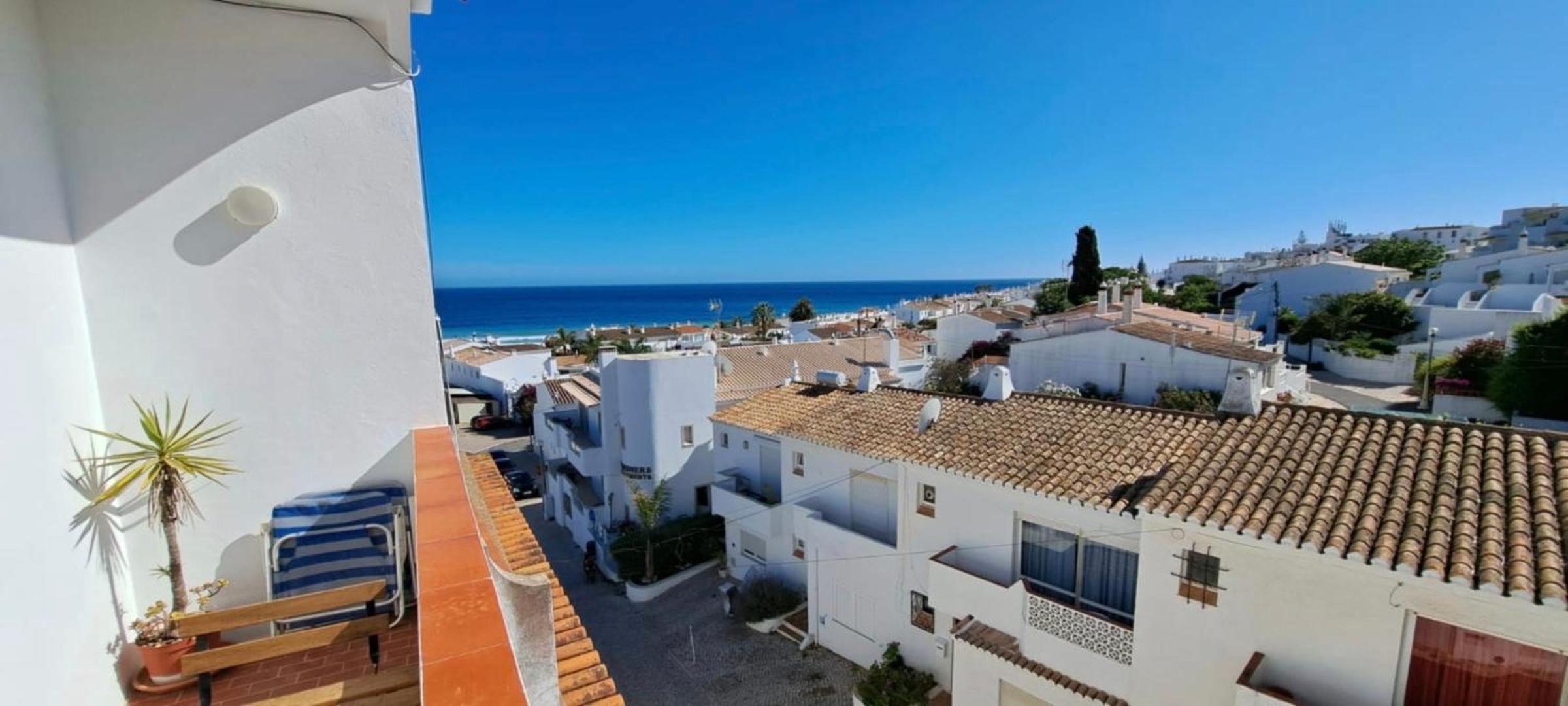 Hotel Seaview Apartment 100m from beach - Image 1