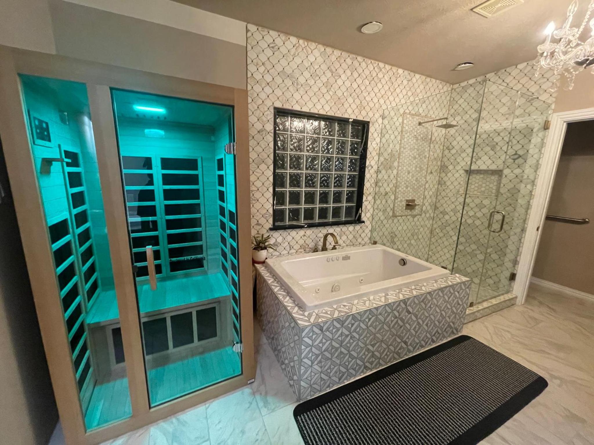 AFRA Home with huge garden Houston, Texas