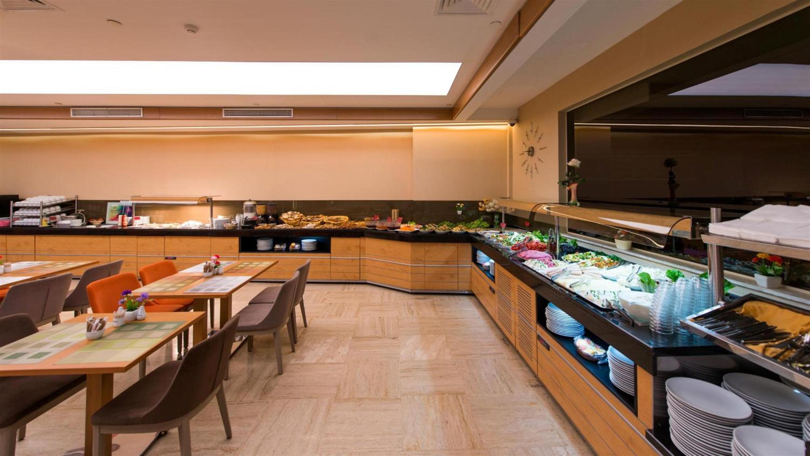 Prestige Hotel Old City - Image 11