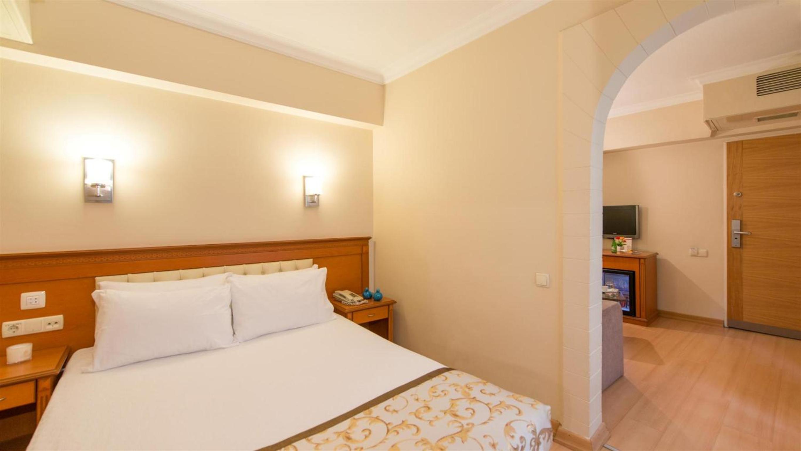 Prestige Hotel Old City - Image 47