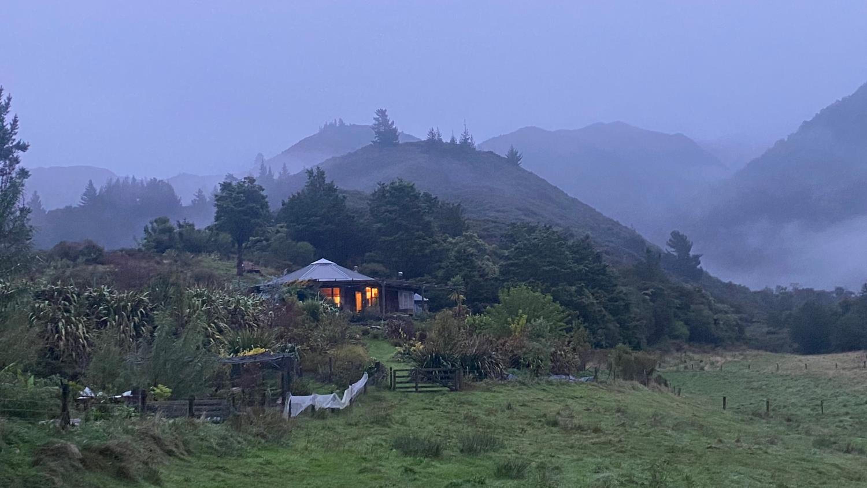 Alpacas Off Grid - Eco Cabin
