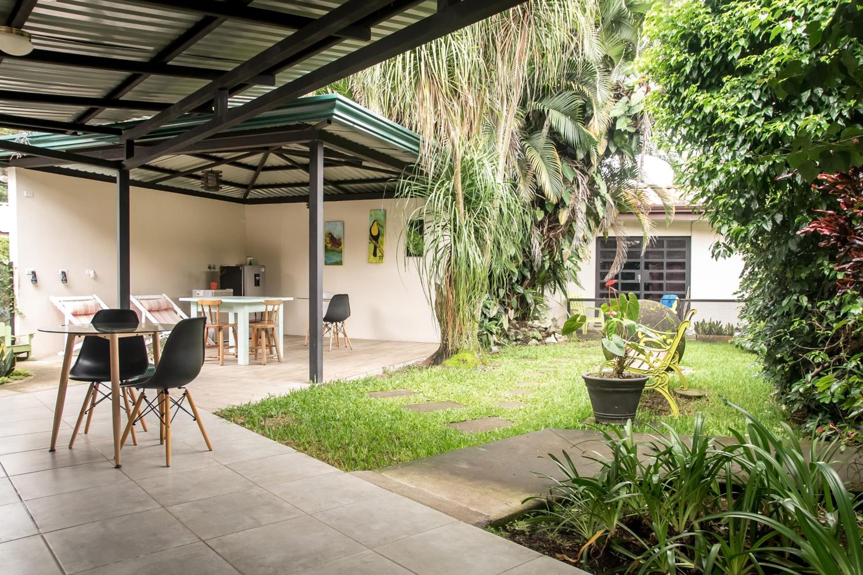 Terida Airport B&B