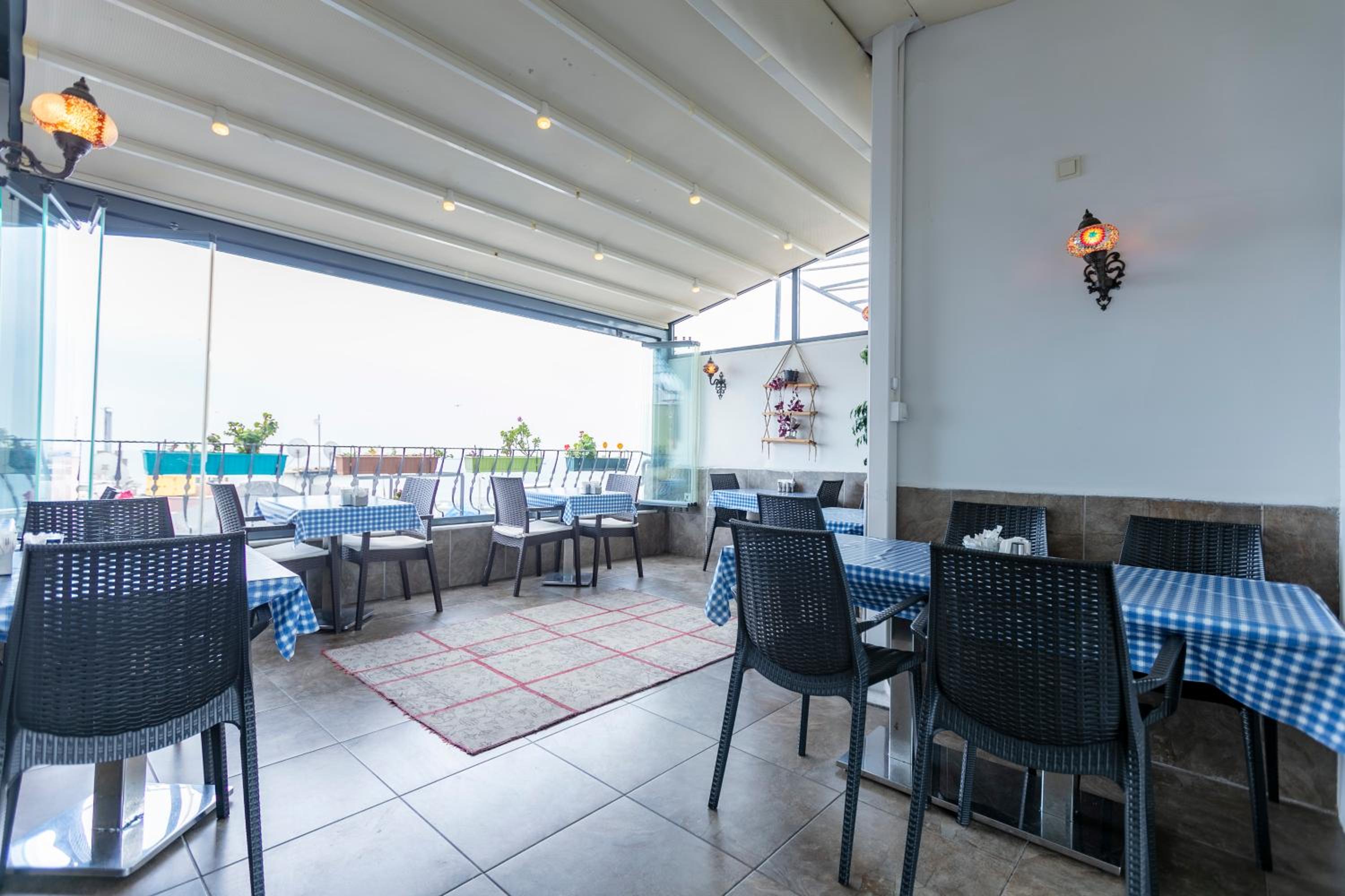 Stanpoli Hostel - Image 28