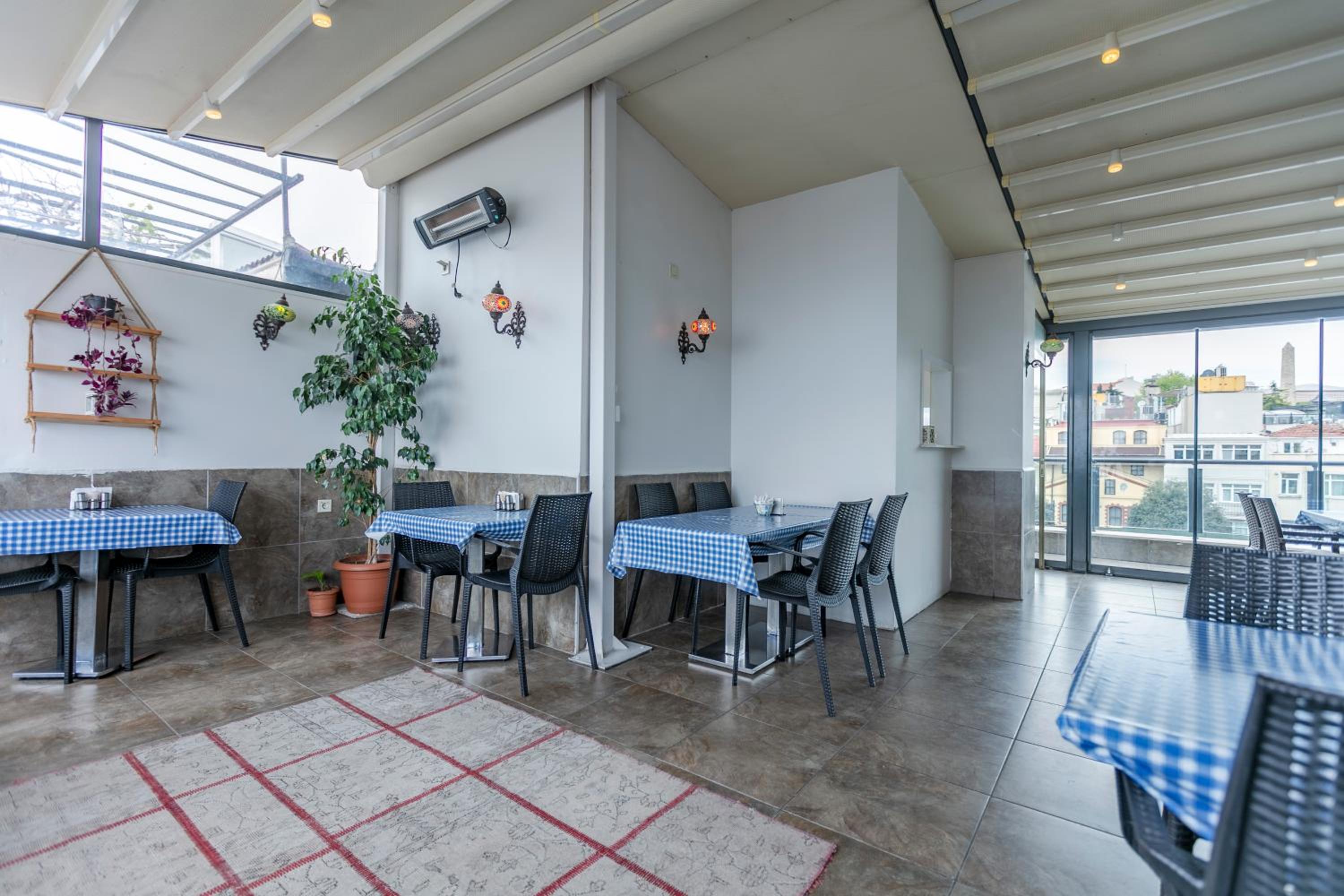 Stanpoli Hostel - Image 80