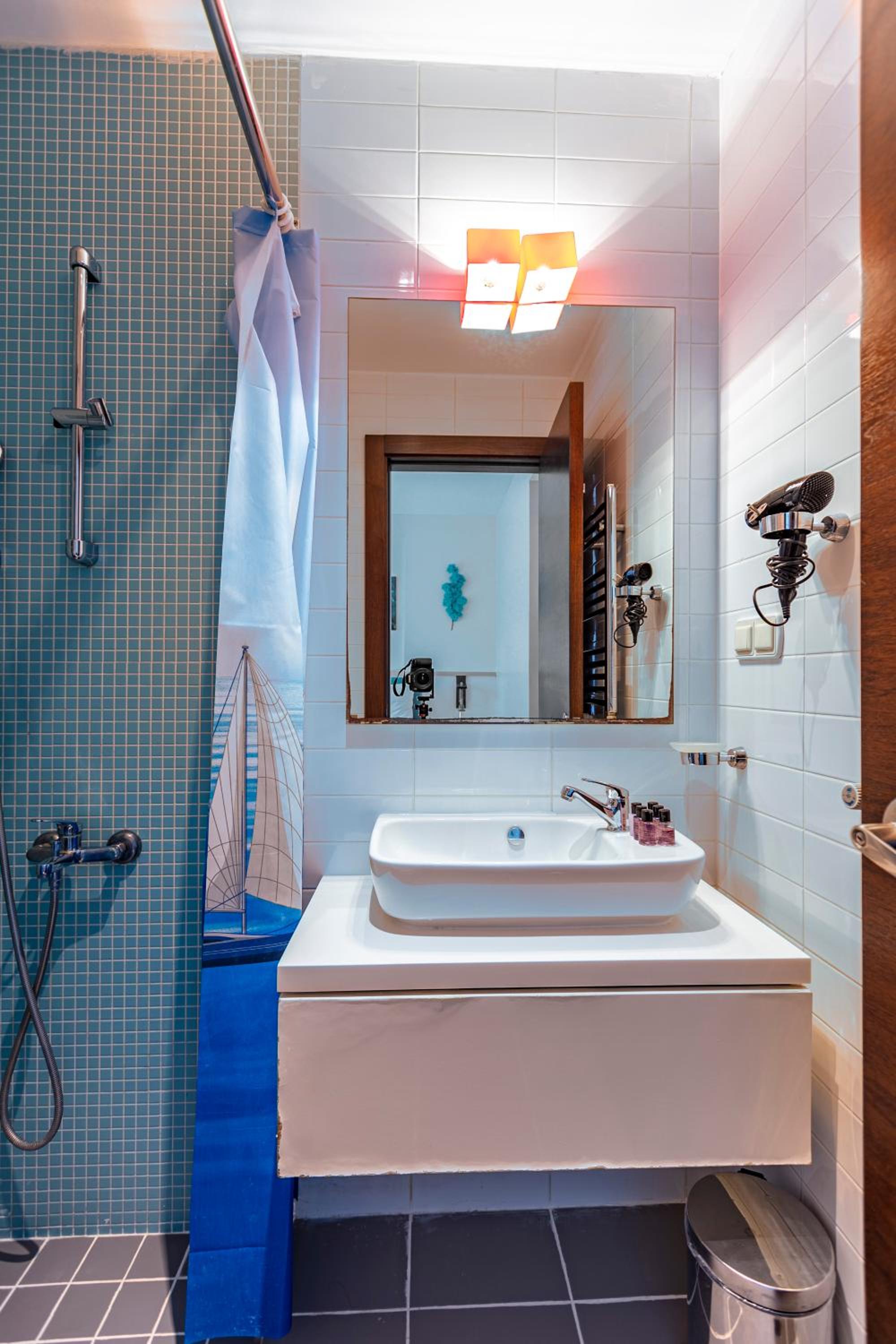 Stanpoli Hostel - Image 61