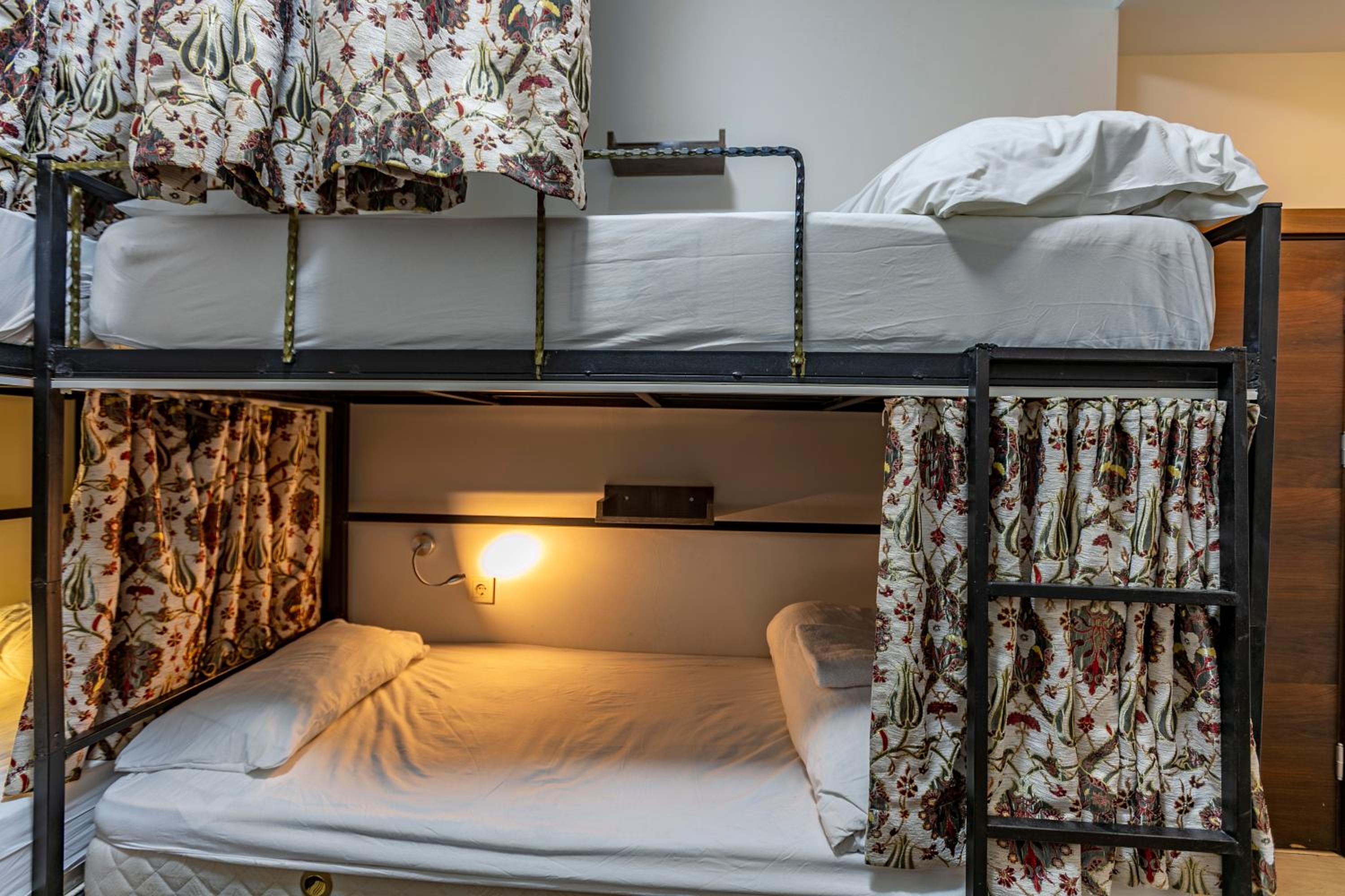 Stanpoli Hostel - Image 23