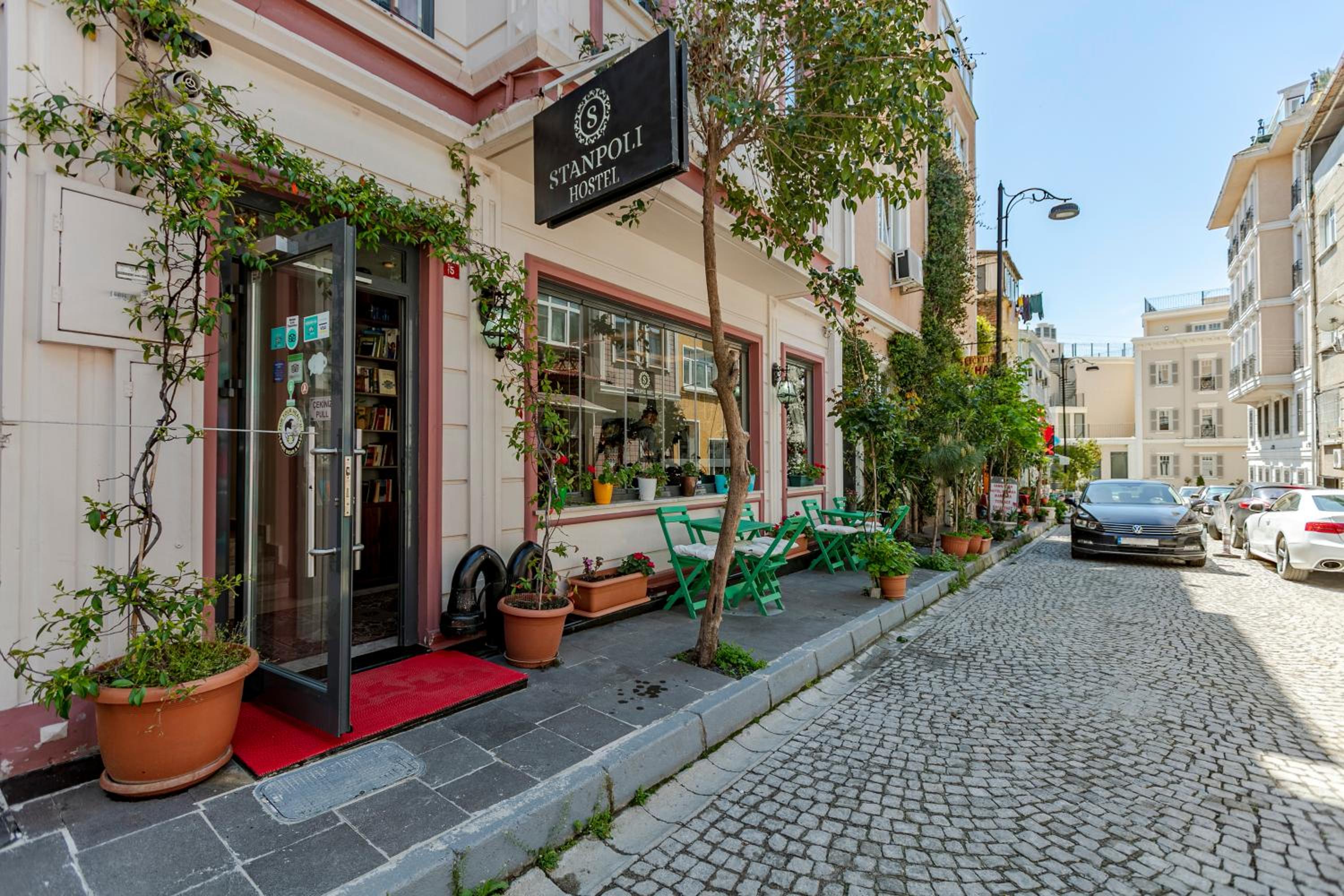 Stanpoli Hostel - Image 71