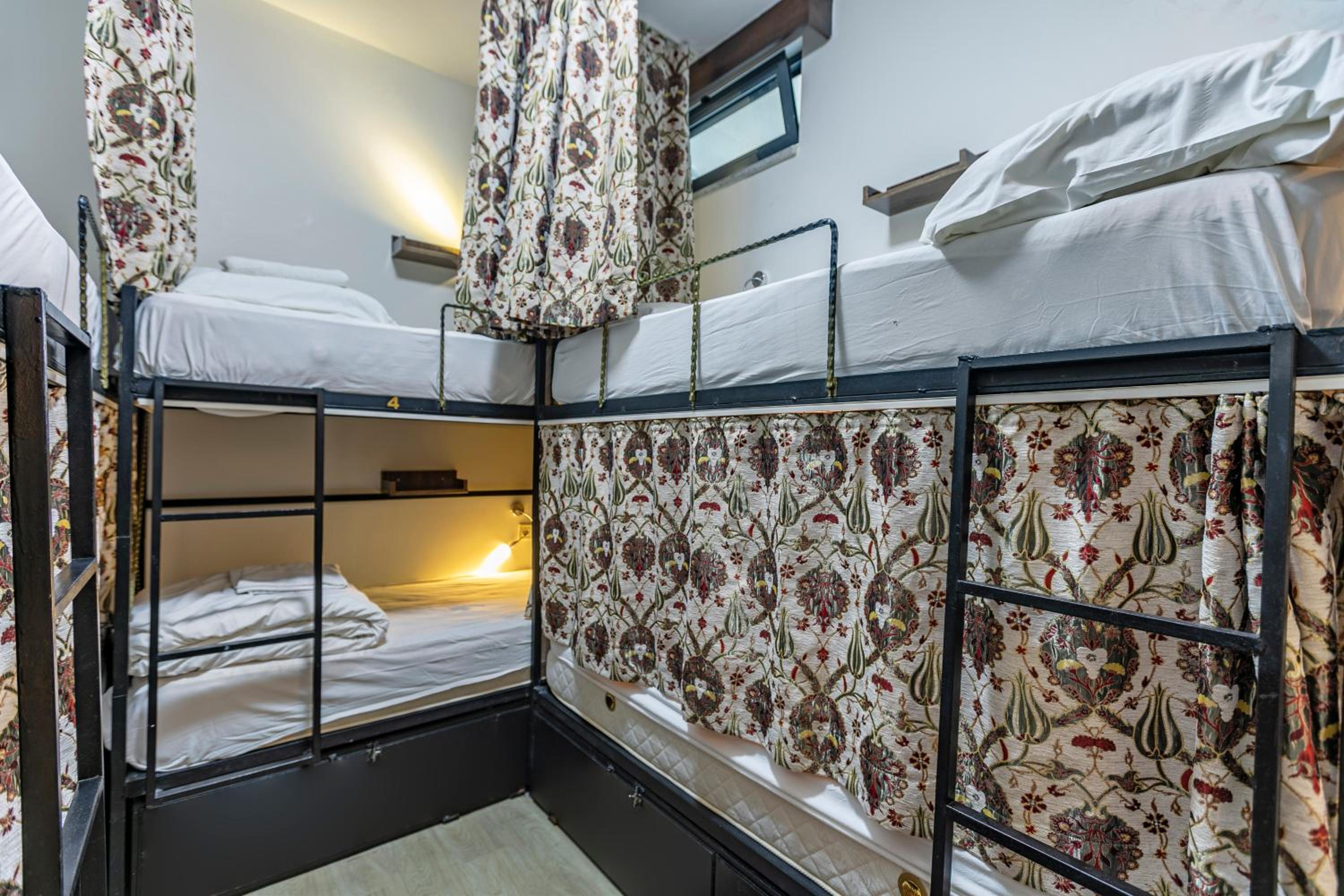 Stanpoli Hostel - Image 13