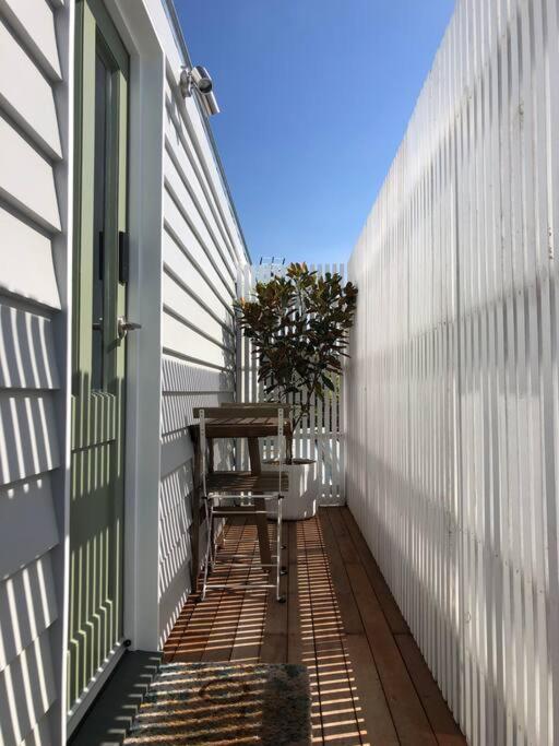 Limeburners Loft Geelong - Walk to CBD Waterfront Hospitals
