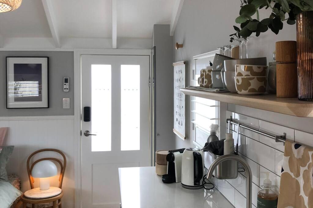 Limeburners Loft Geelong - Walk to CBD Waterfront Hospitals