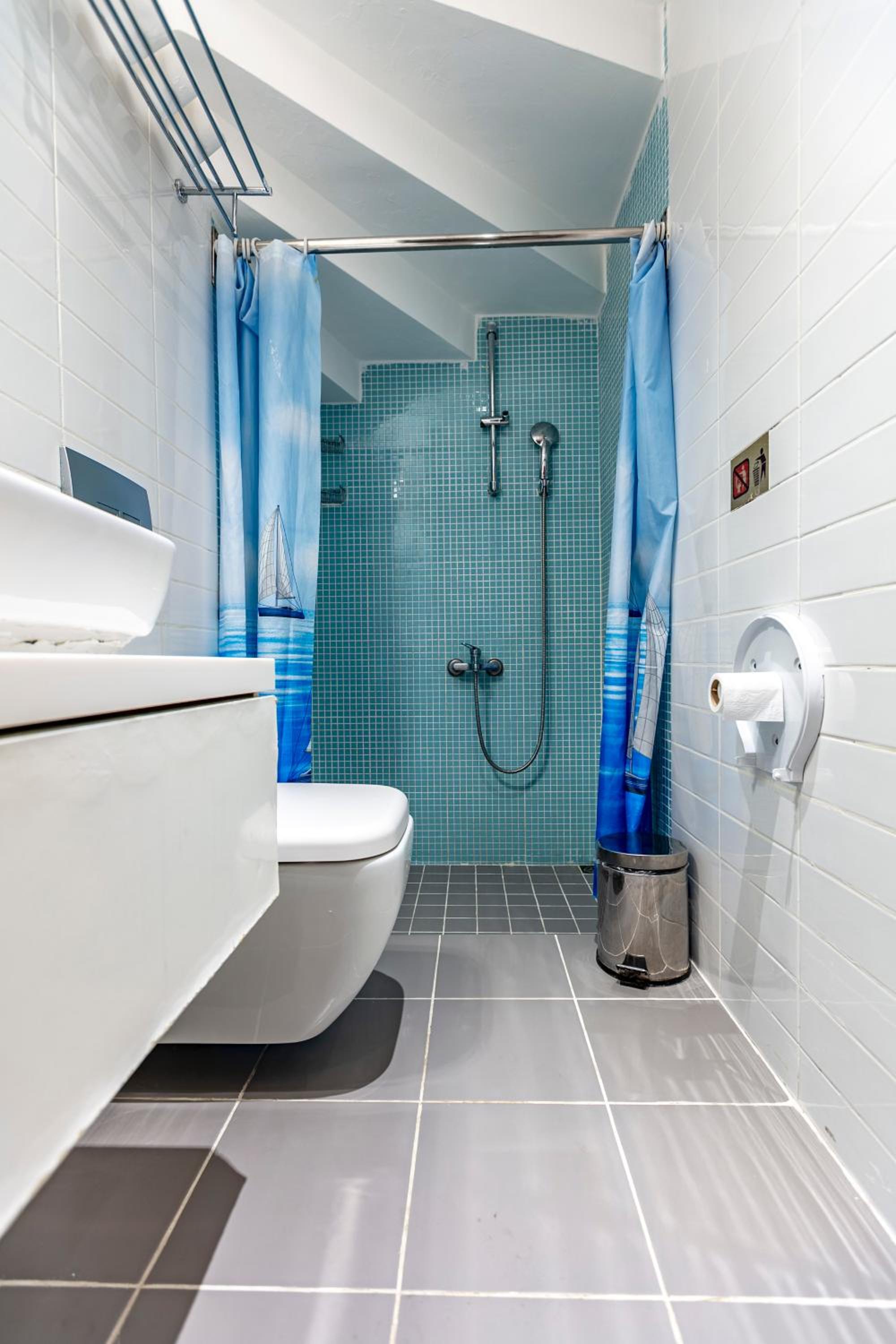 Stanpoli Hostel - Image 26