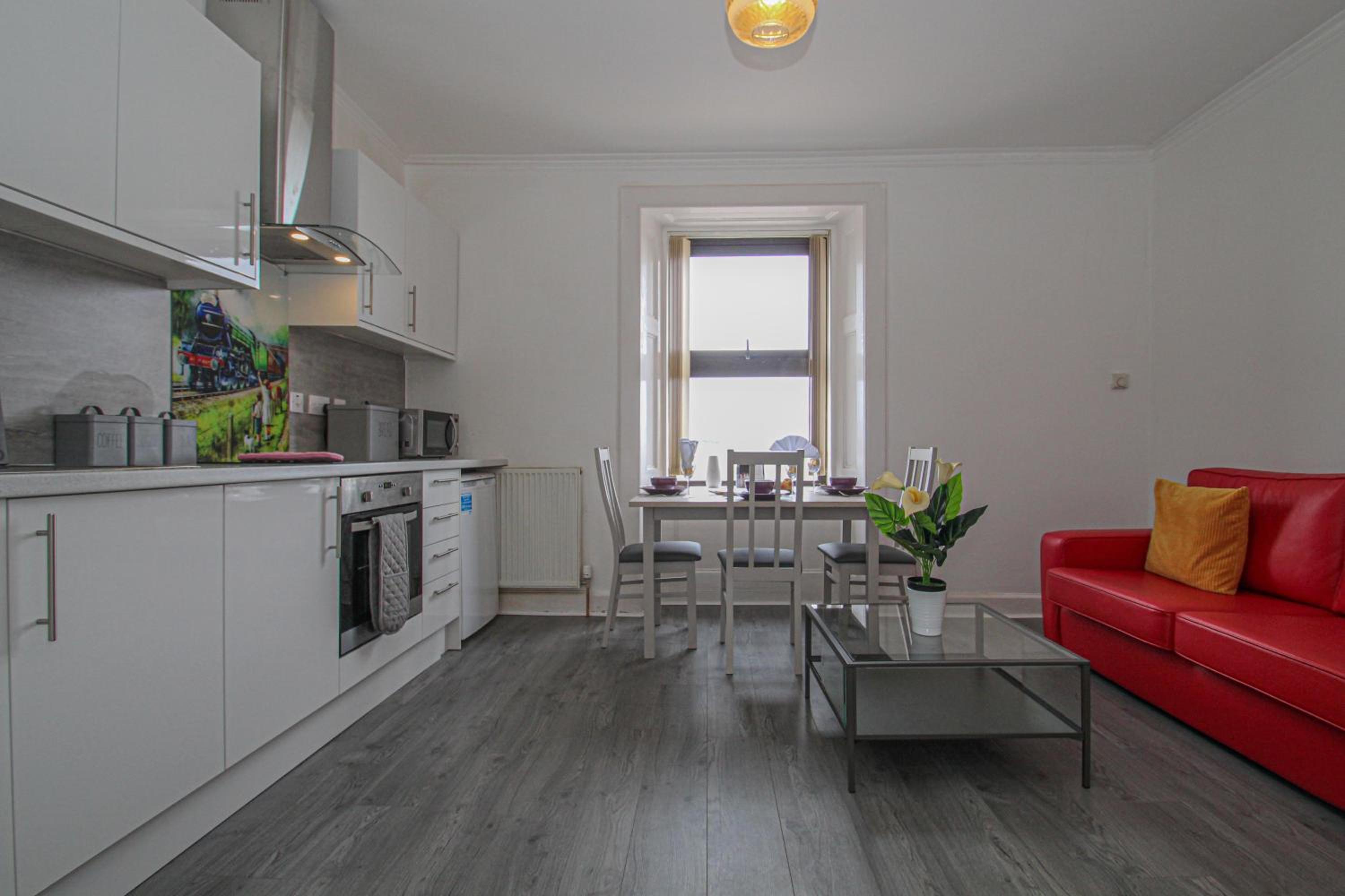 Station Signature Apartment near Lanark
