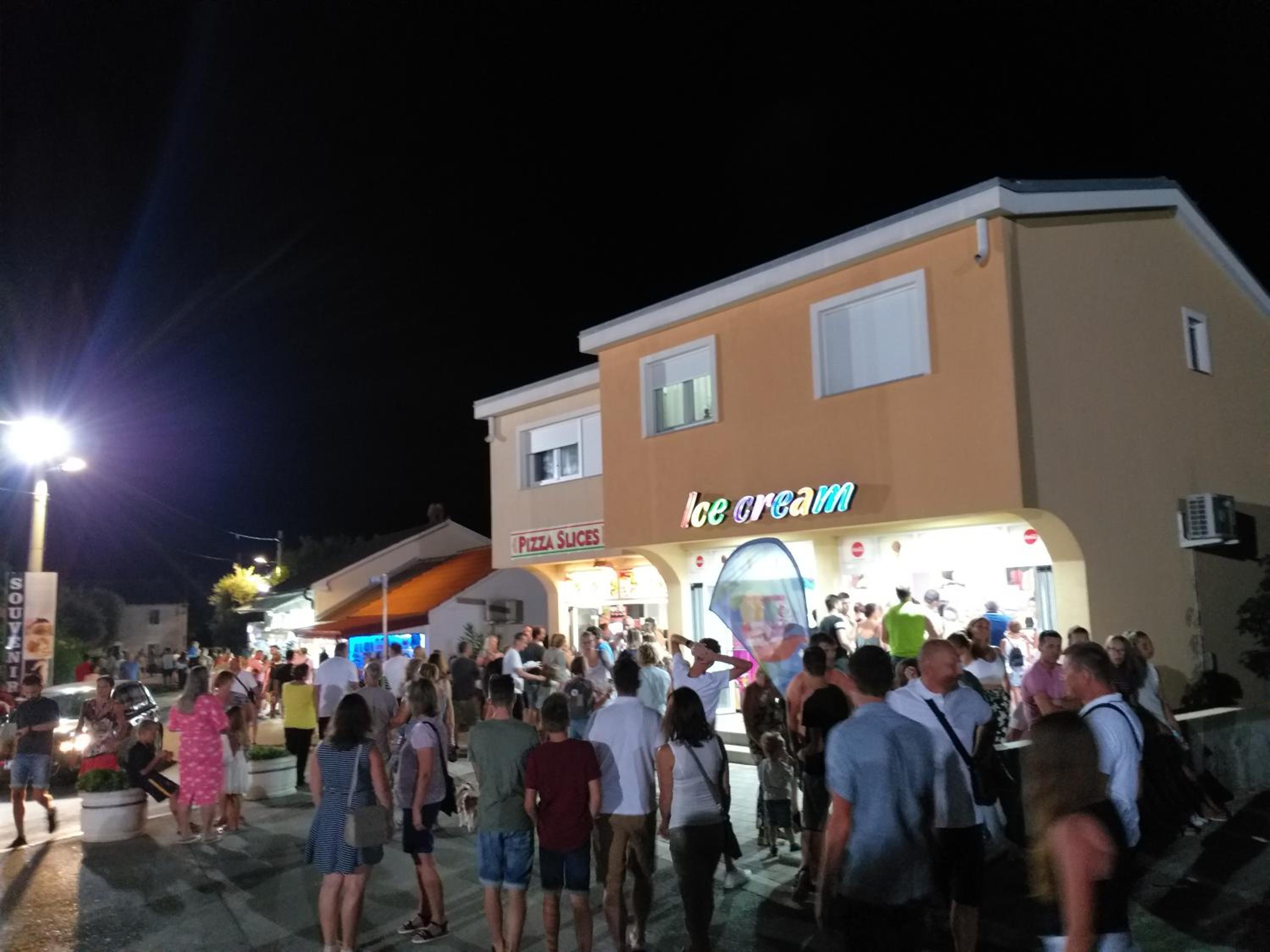 Familien Ferienhaus Vir Croatia 150m Strand Restaurant Einkaufen