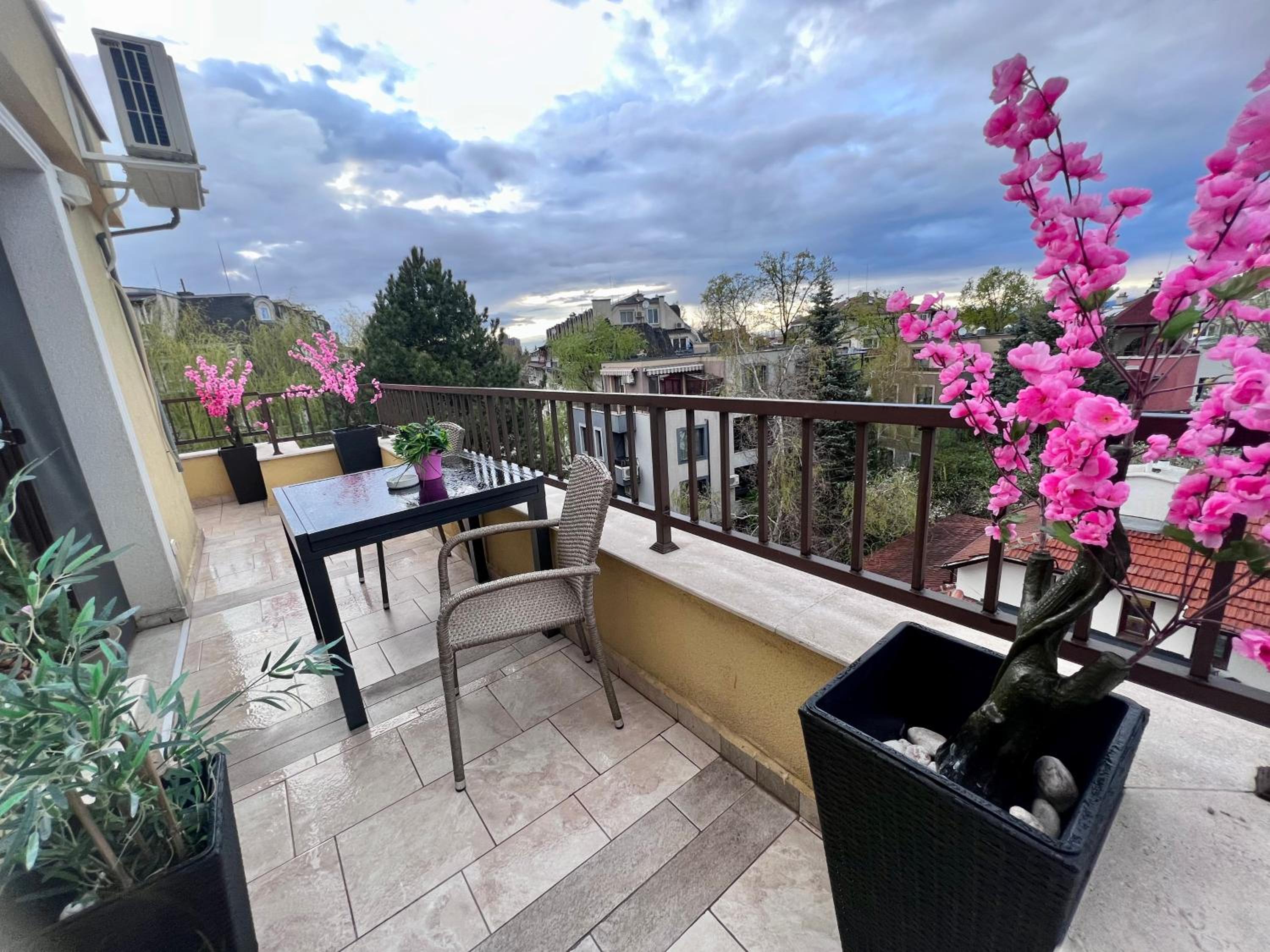 balance & terrace