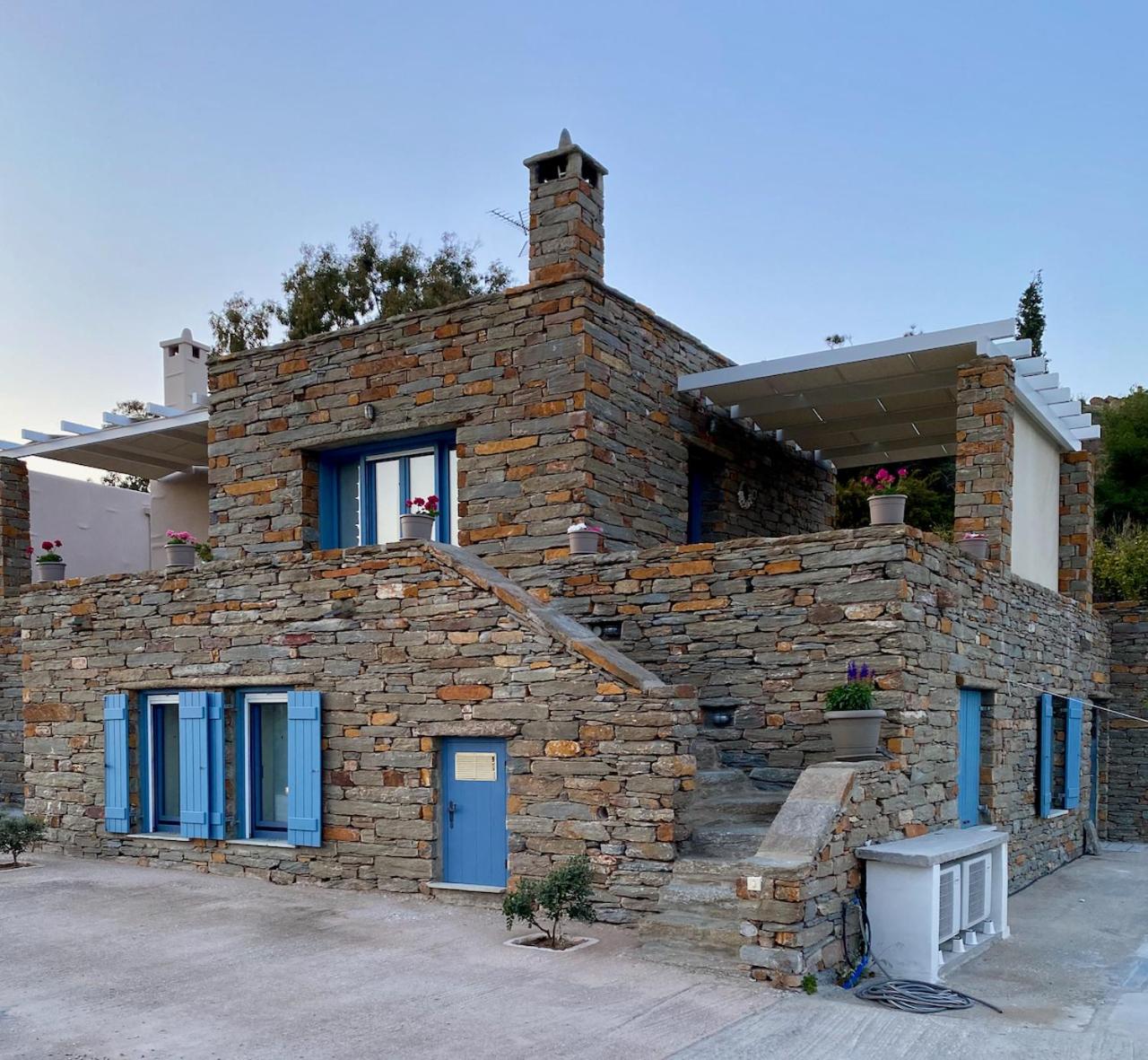 Charming Vourkari Stone Home 1 - Minutes from port view 3