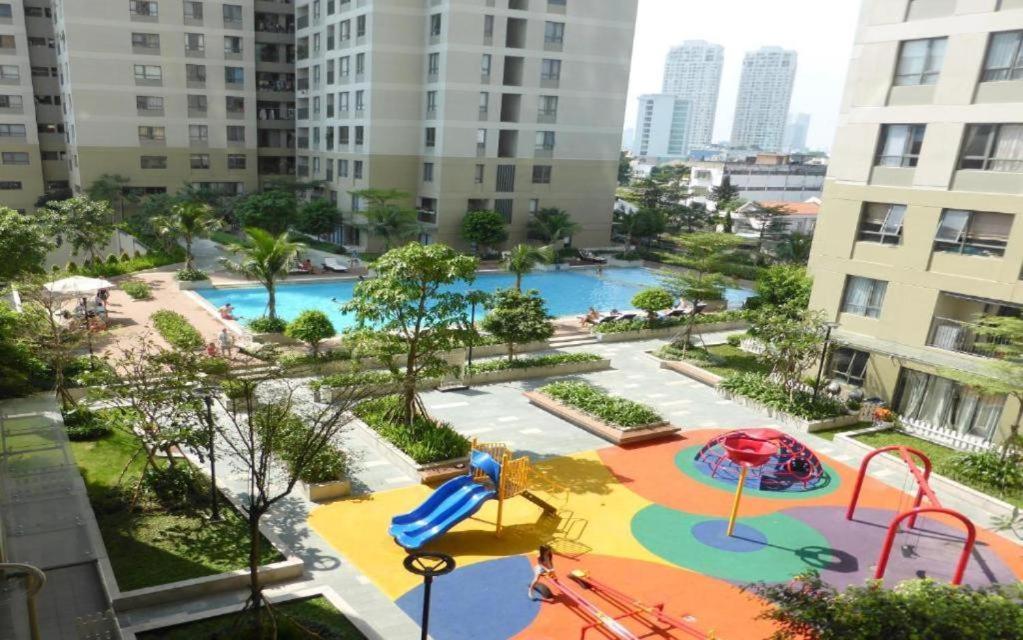 ambiHOME 2BR 2WC in Masteri Thao Dien District 2