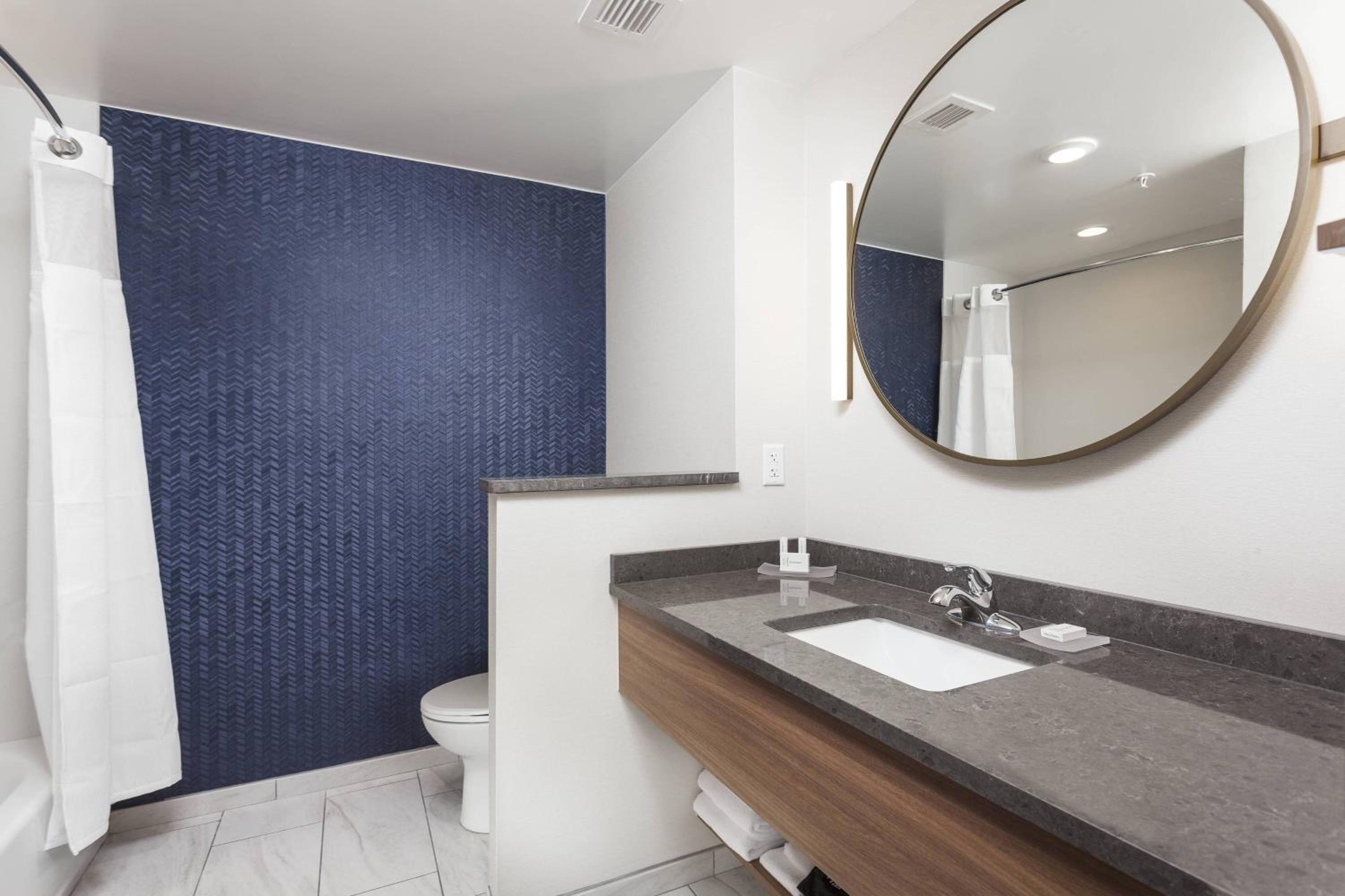 Lebanon Vacations - Fairfield Inn Suites by Marriott Lebanon - Property Image 20