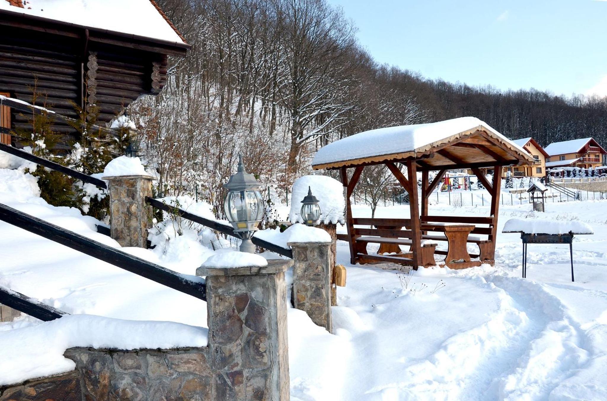 Rustic Cottage