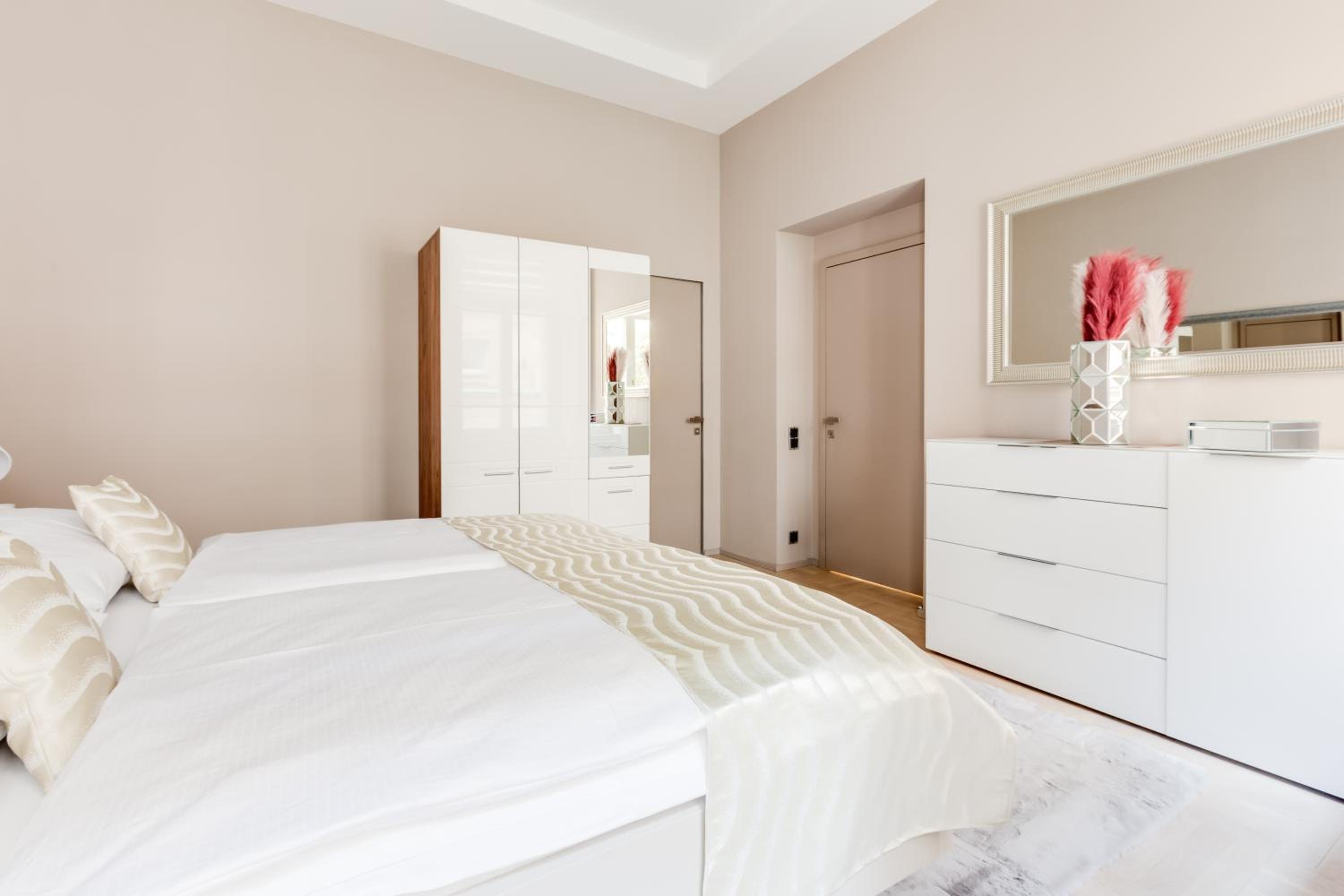 Royal Residence Apartments in the Heart of Prague