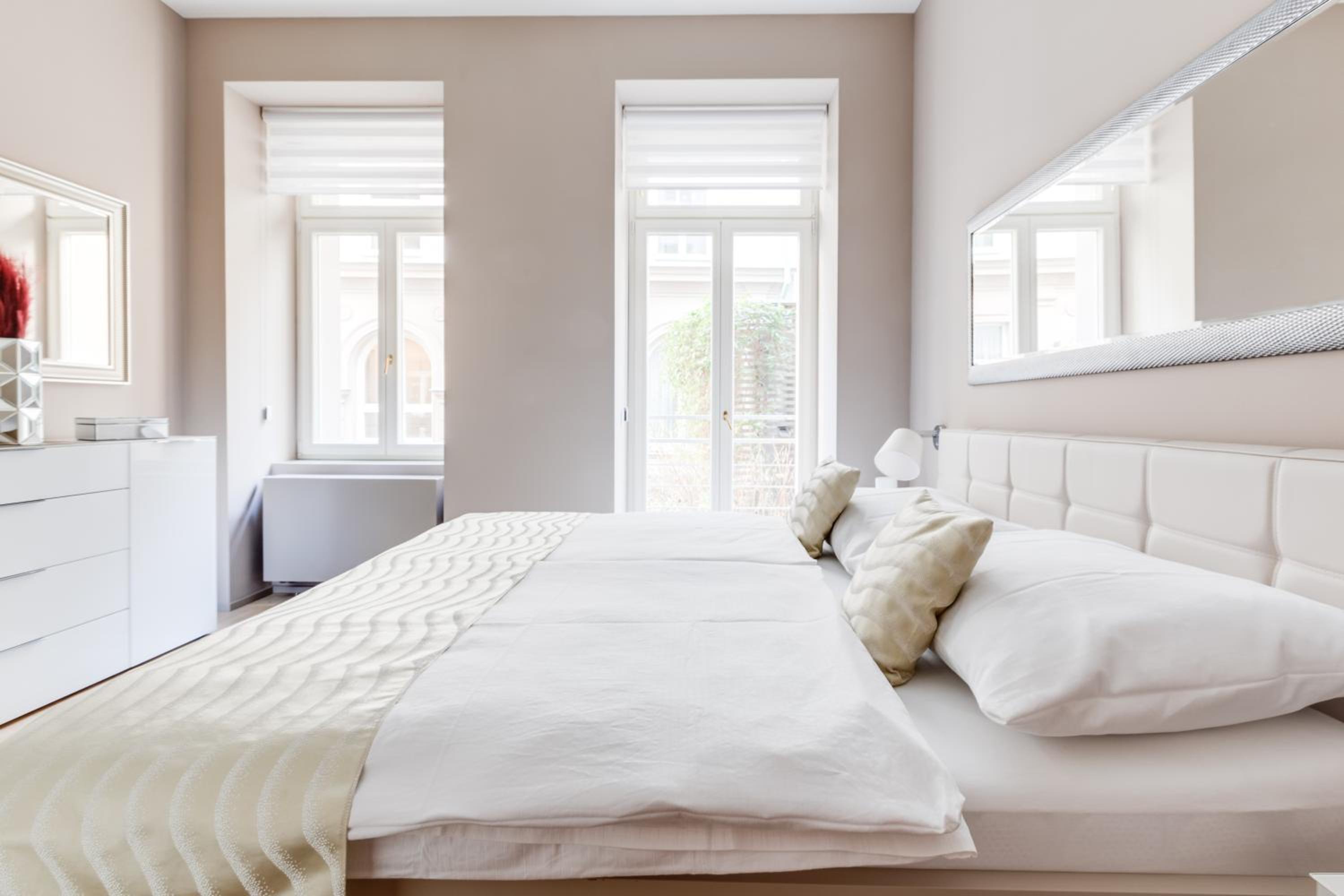 Royal Residence Apartments in the Heart of Prague
