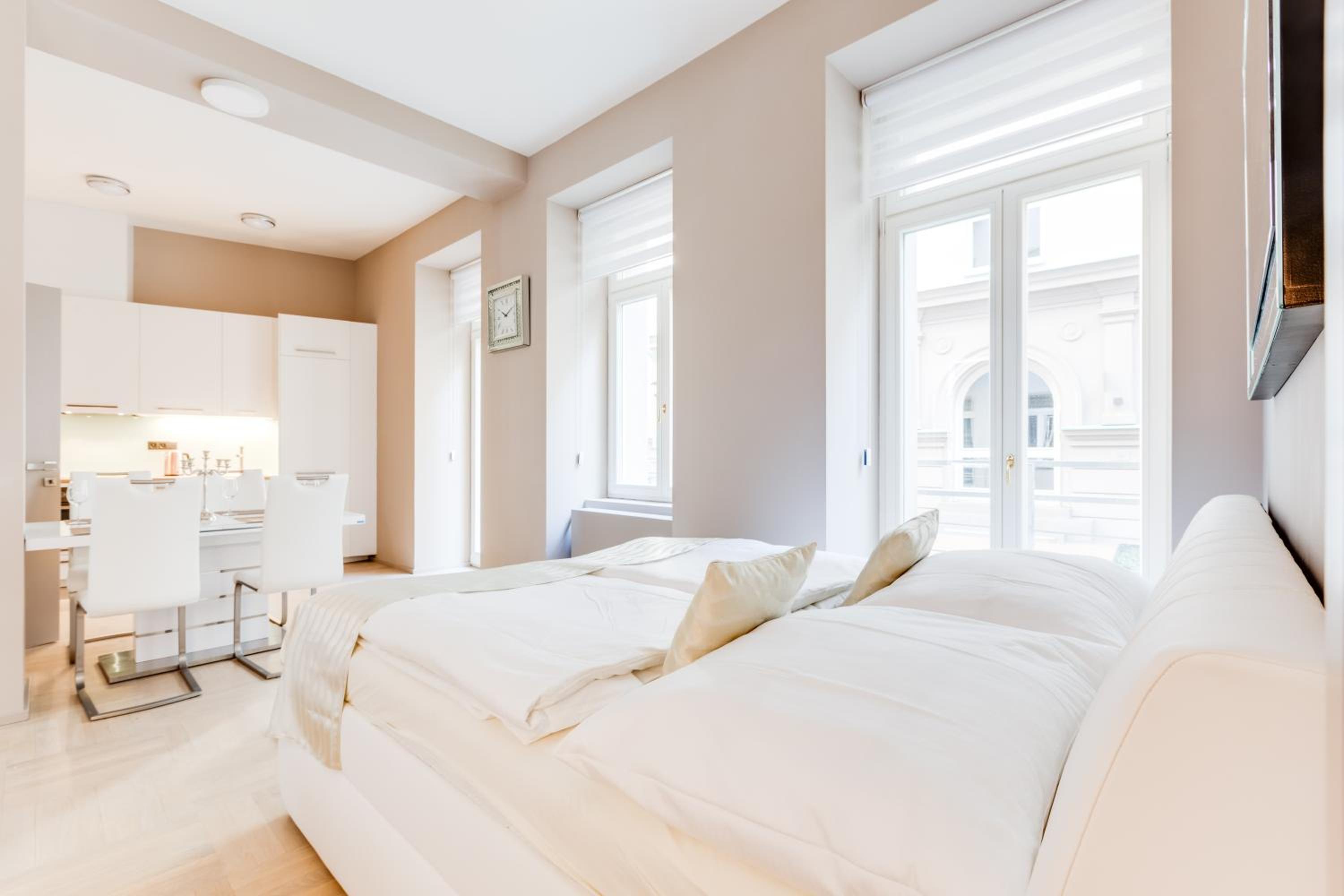 Royal Residence Apartments in the Heart of Prague