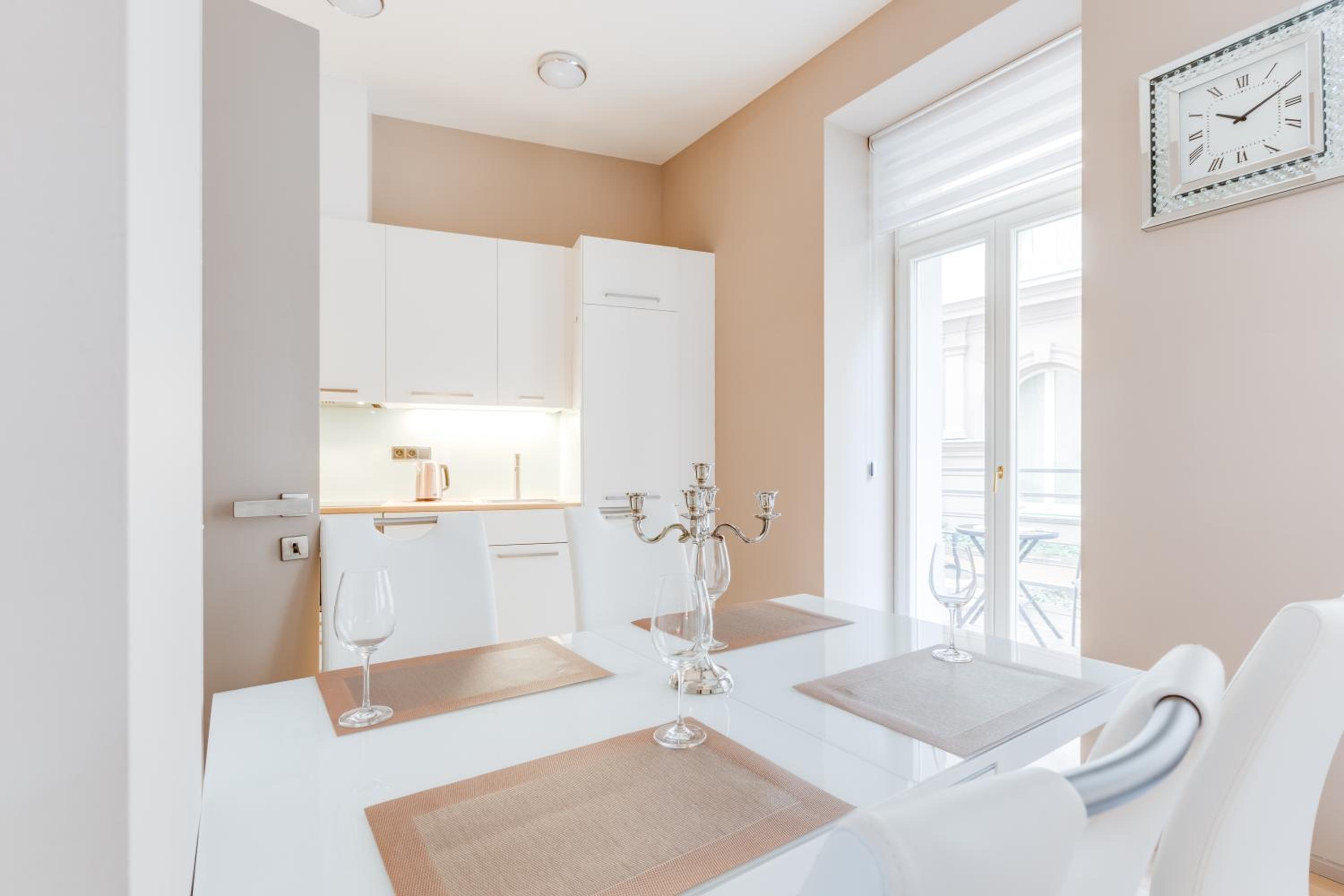 Royal Residence Apartments in the Heart of Prague