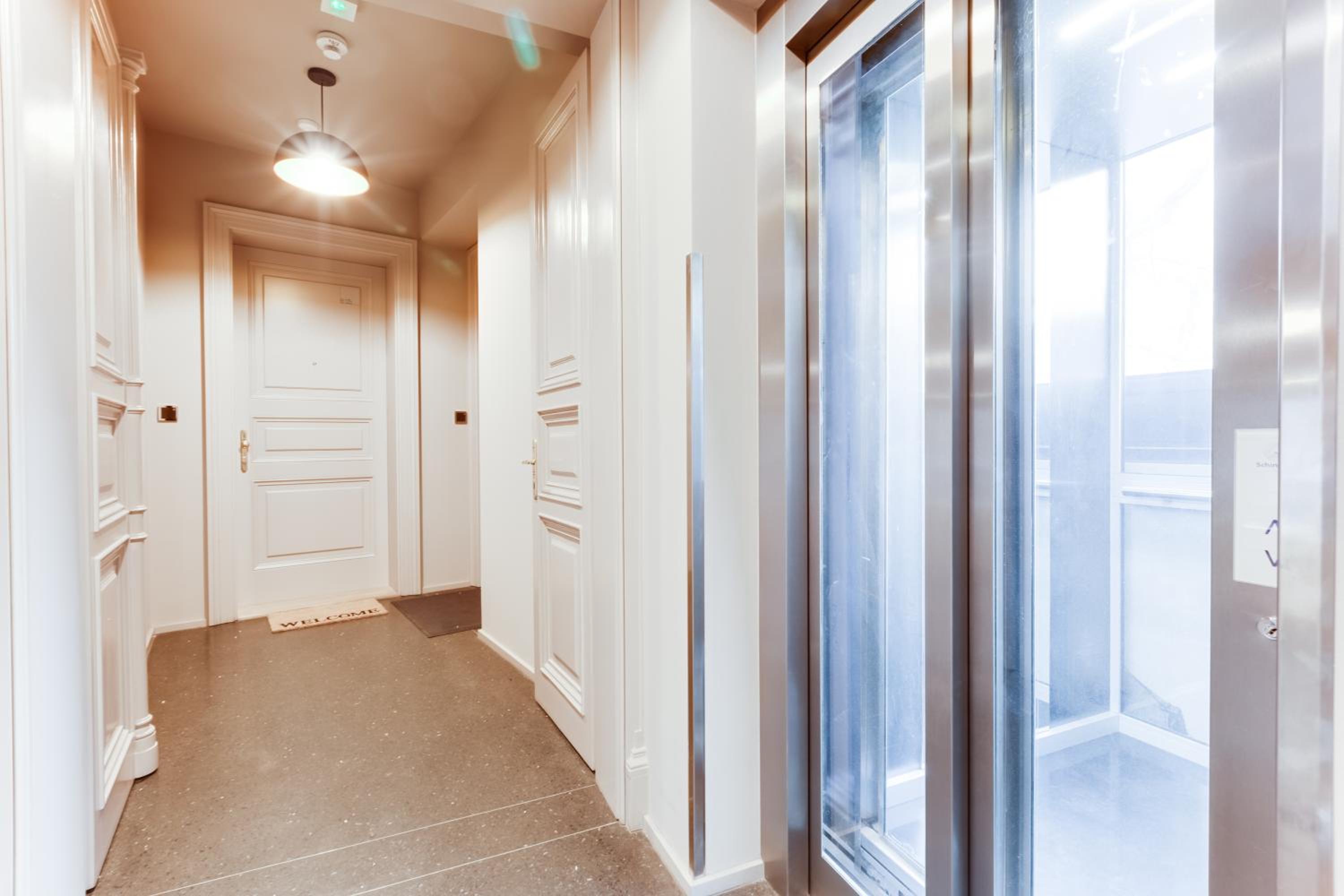 Royal Residence Apartments in the Heart of Prague