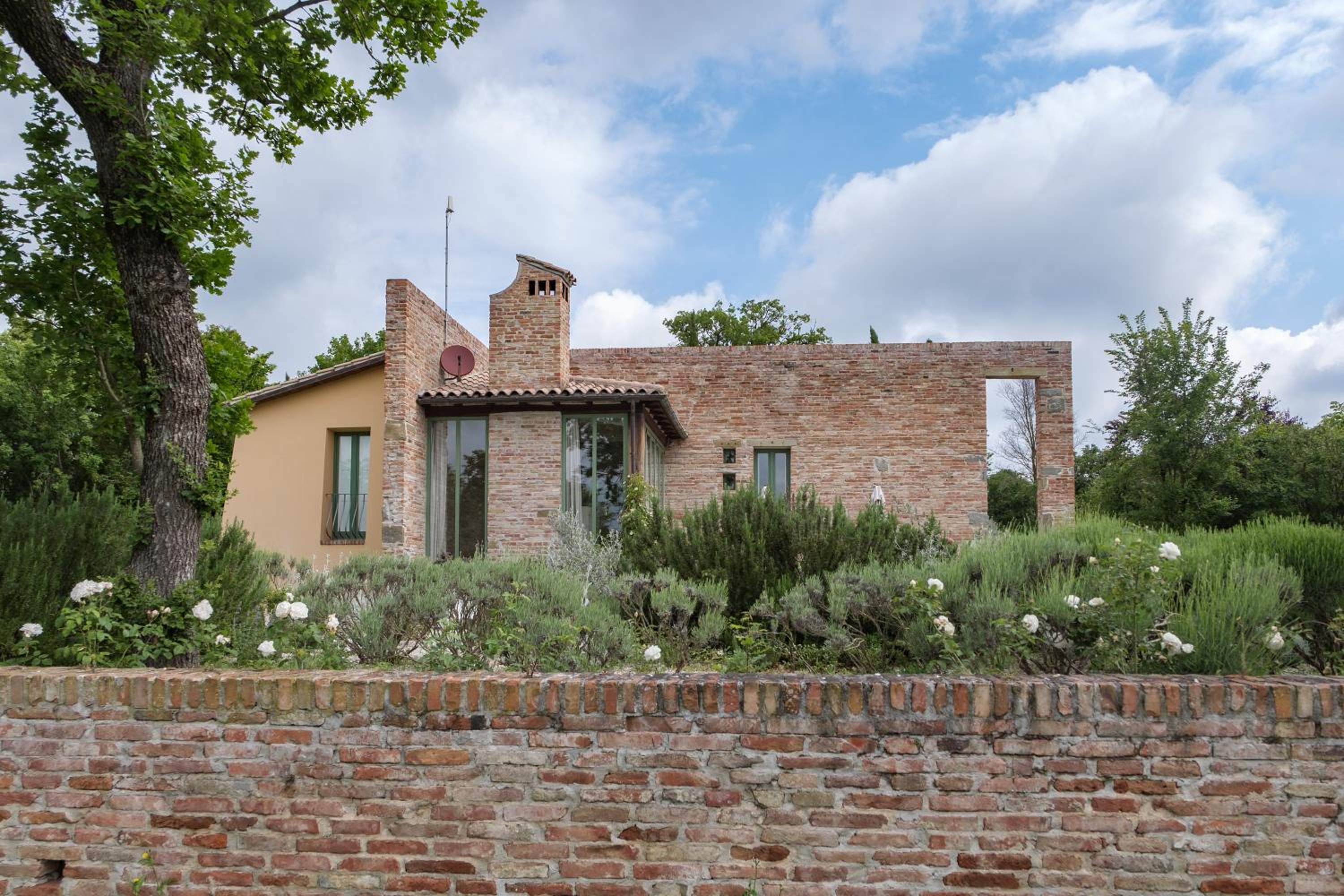 Borgo 69 Villas & Suites