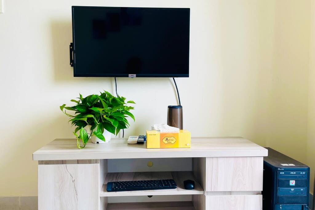 Feli Home⁺ - Transit Tropical Apartment