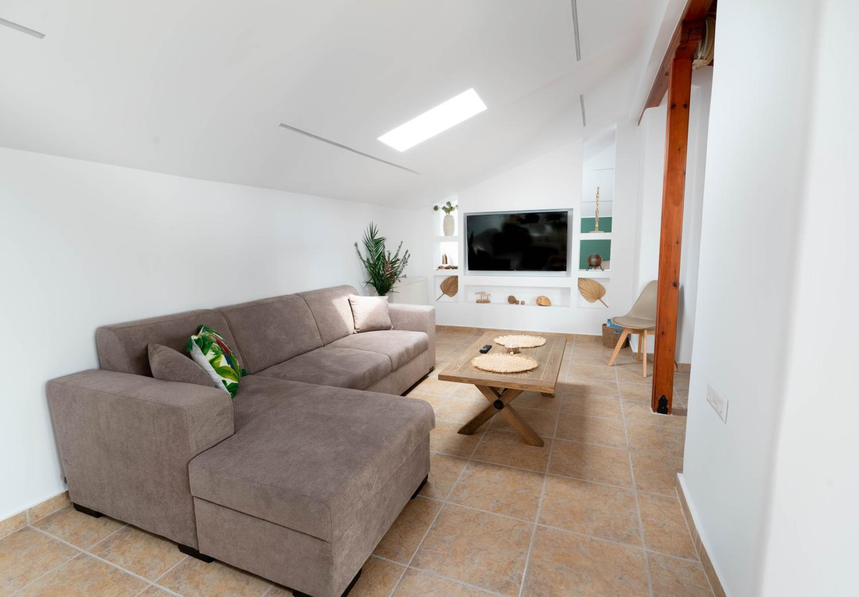 EVERGREEN apartment