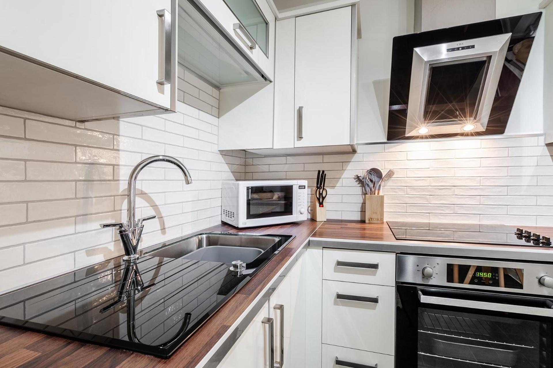 Wrea Cottage, 2 Bedrooms WiFi & Parking near Ribby Hall view 4