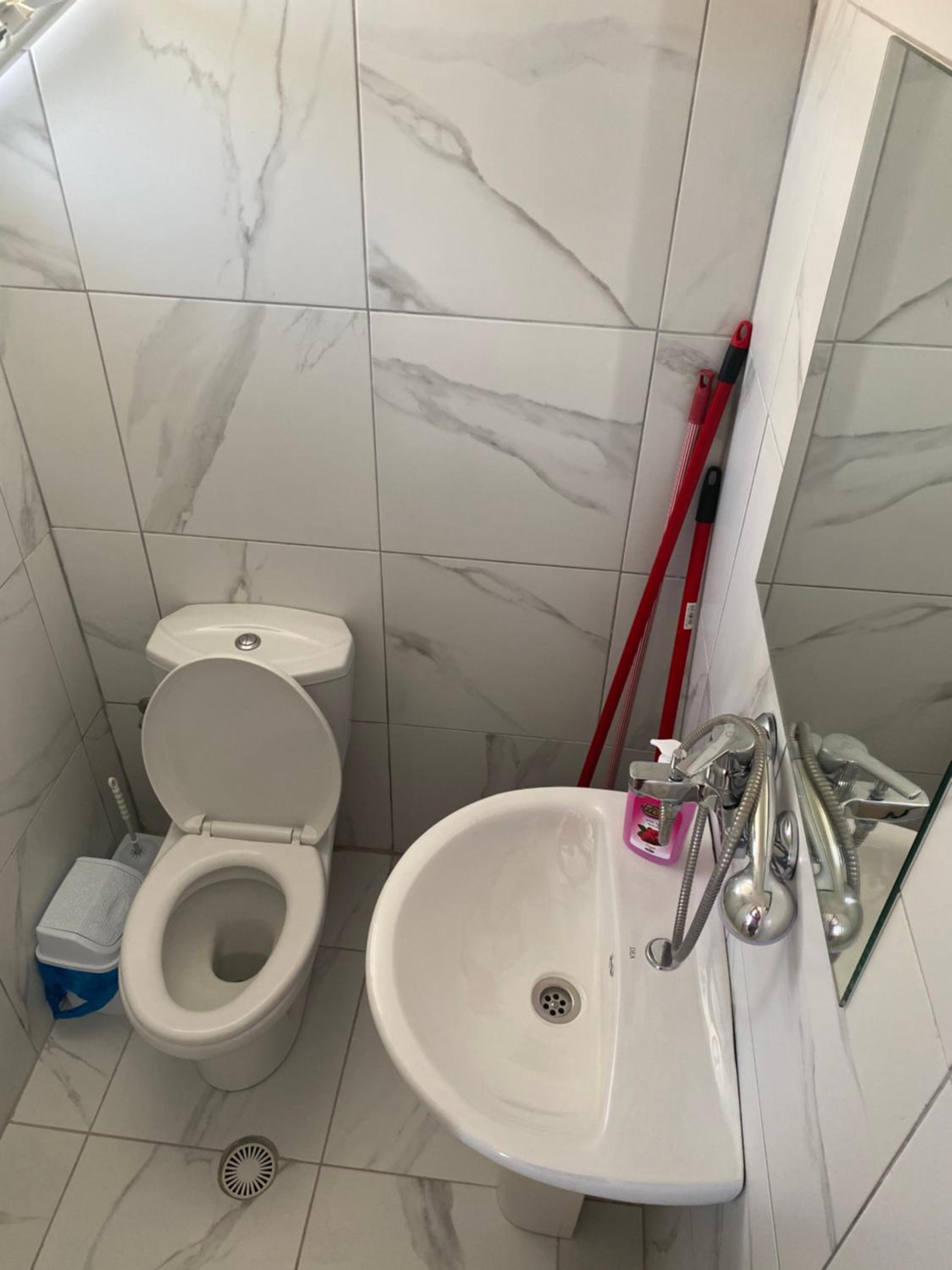 Vila Avni Likometi