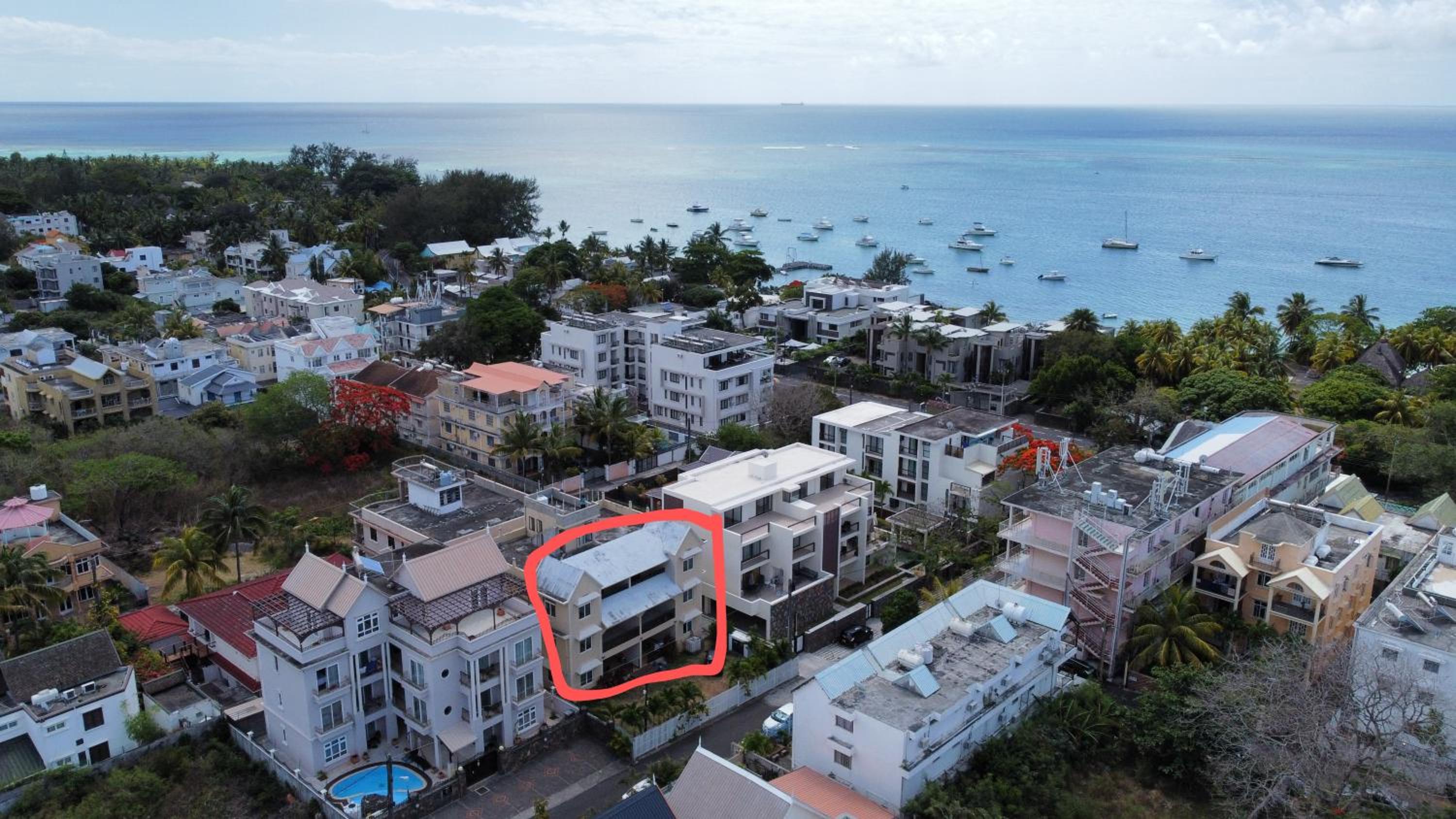 Le Diamant Vert Apartments @ Mont Choisy