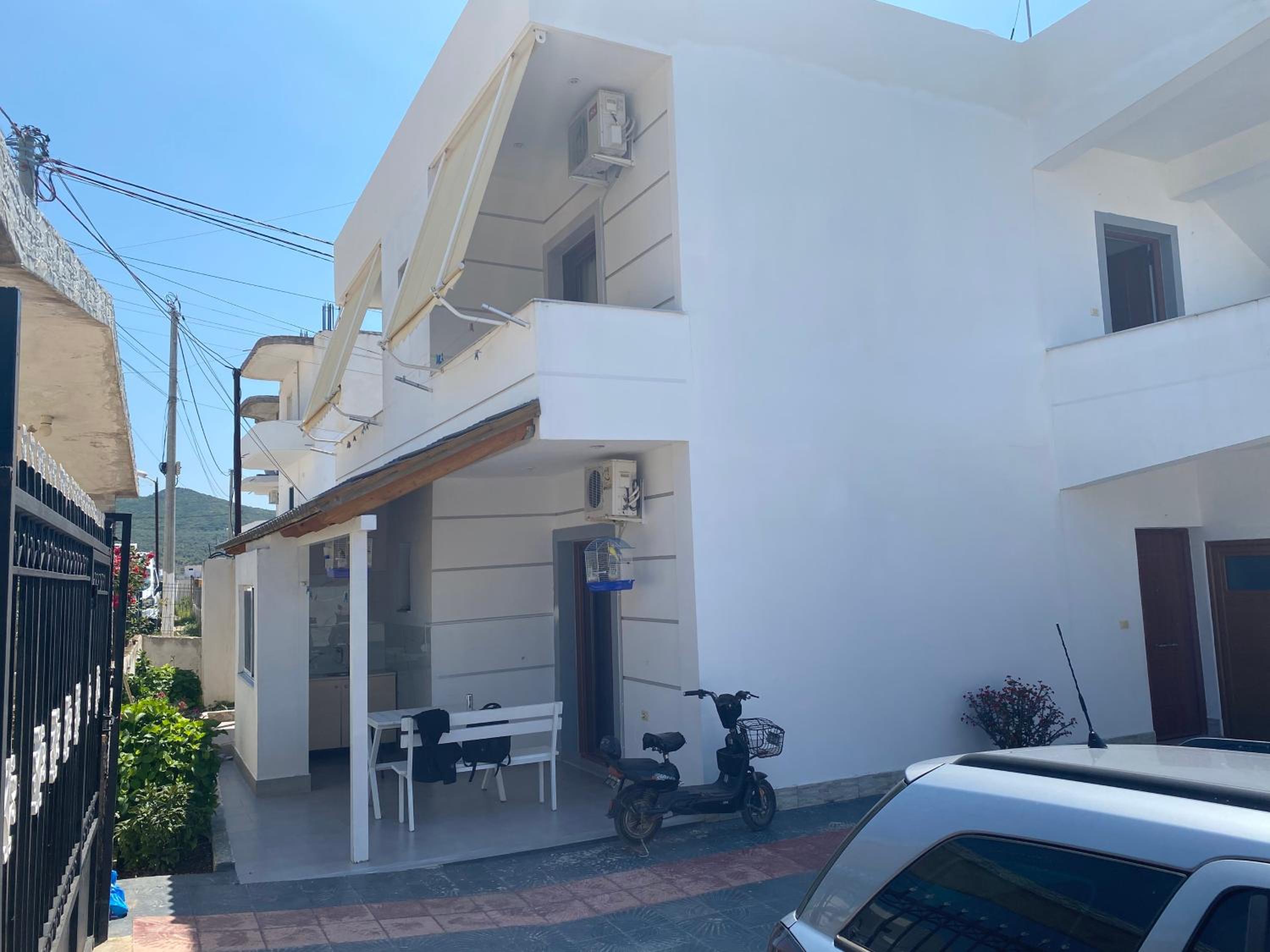 Vila Avni Likometi