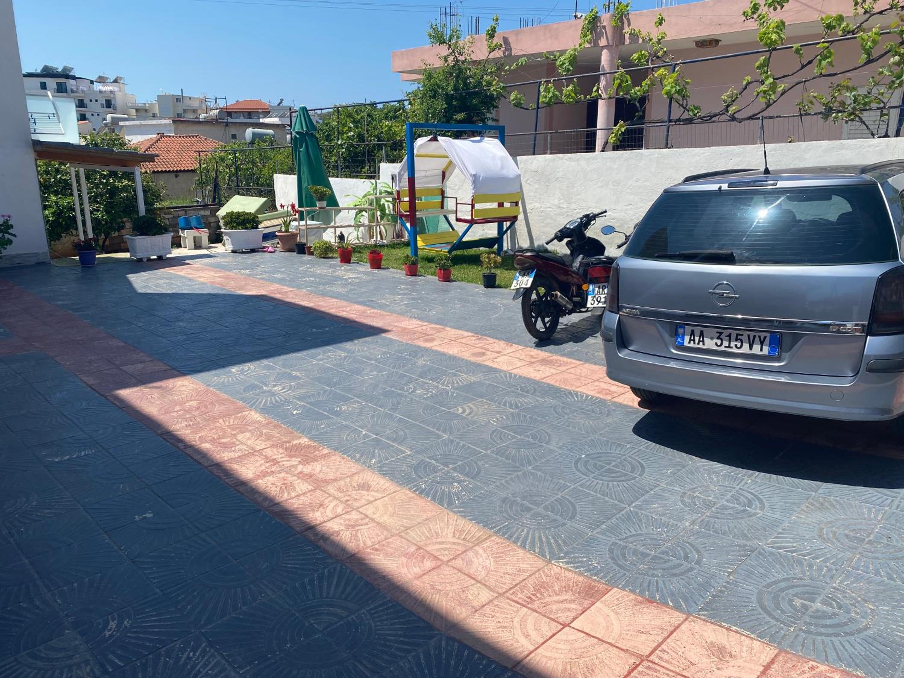 Vila Avni Likometi