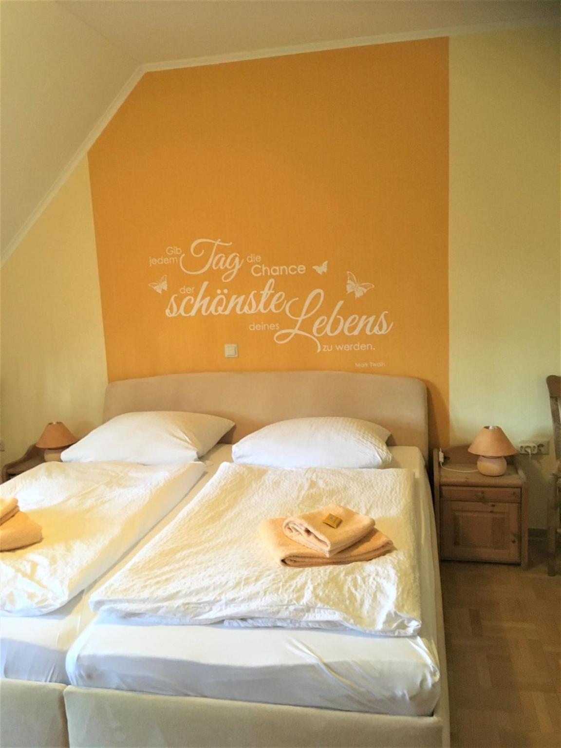 Waldgasthof Röckers-Ferienwohnung Hahnenkrai view 3