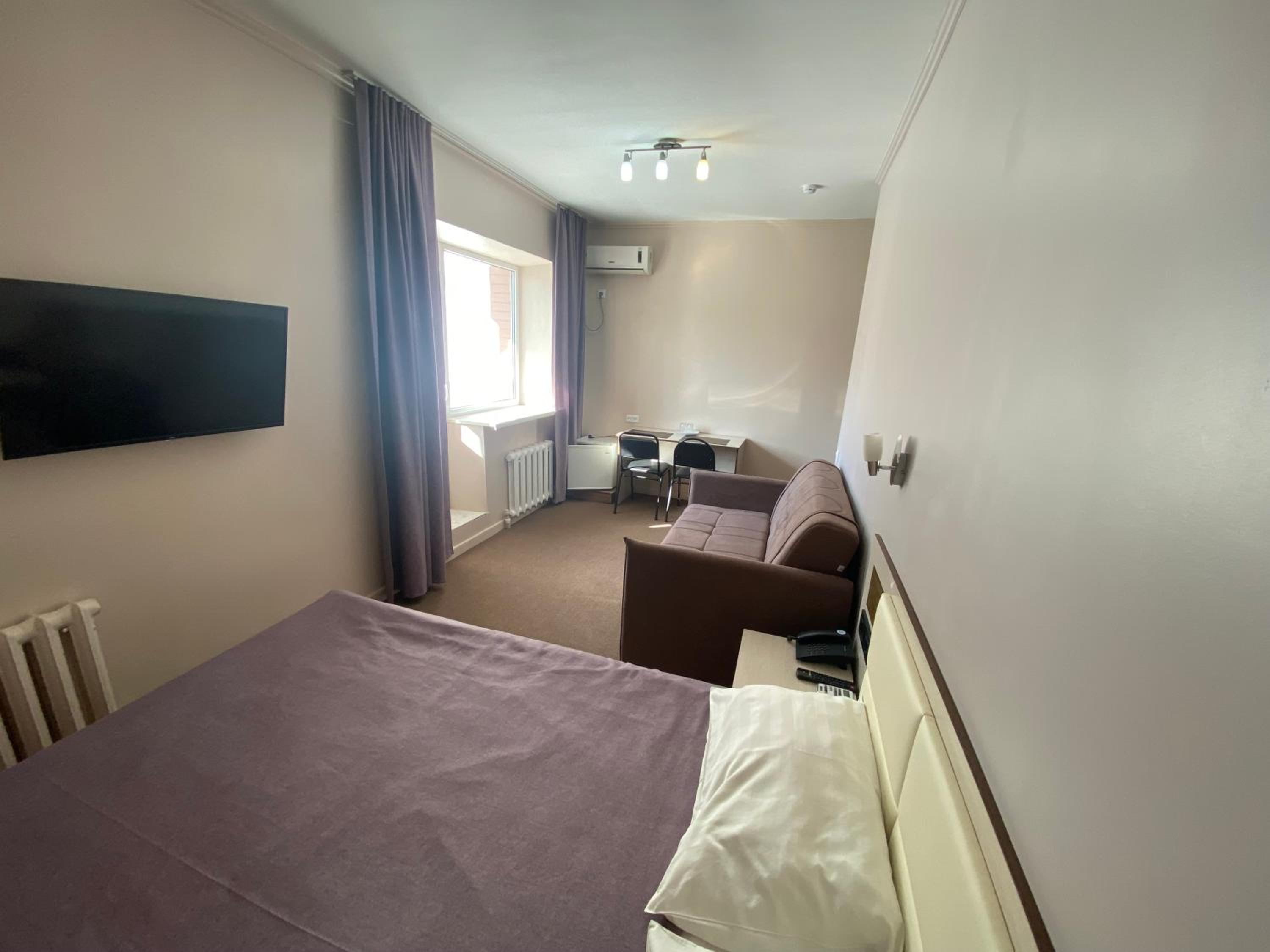 Ulpan Mini Hotel — photo 61